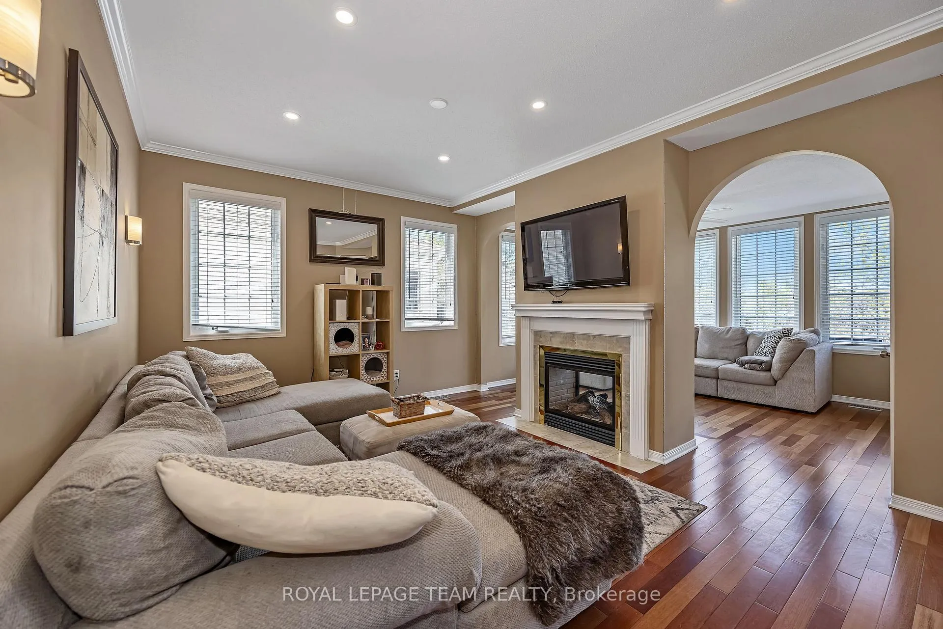 Photo 17 of 6918 Mary Anne Drive, Ottawa, Greely — HOMEH