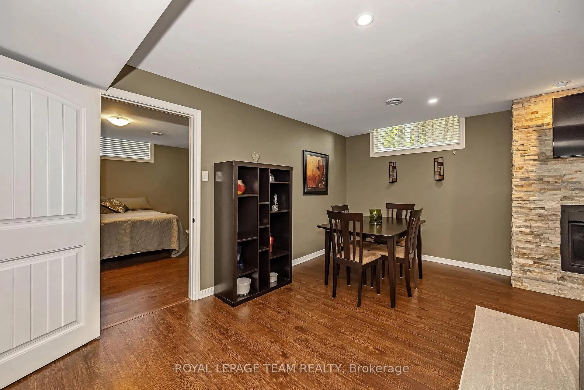 Photo 40 of 6918 Mary Anne Drive, Ottawa, Greely — HOMEH