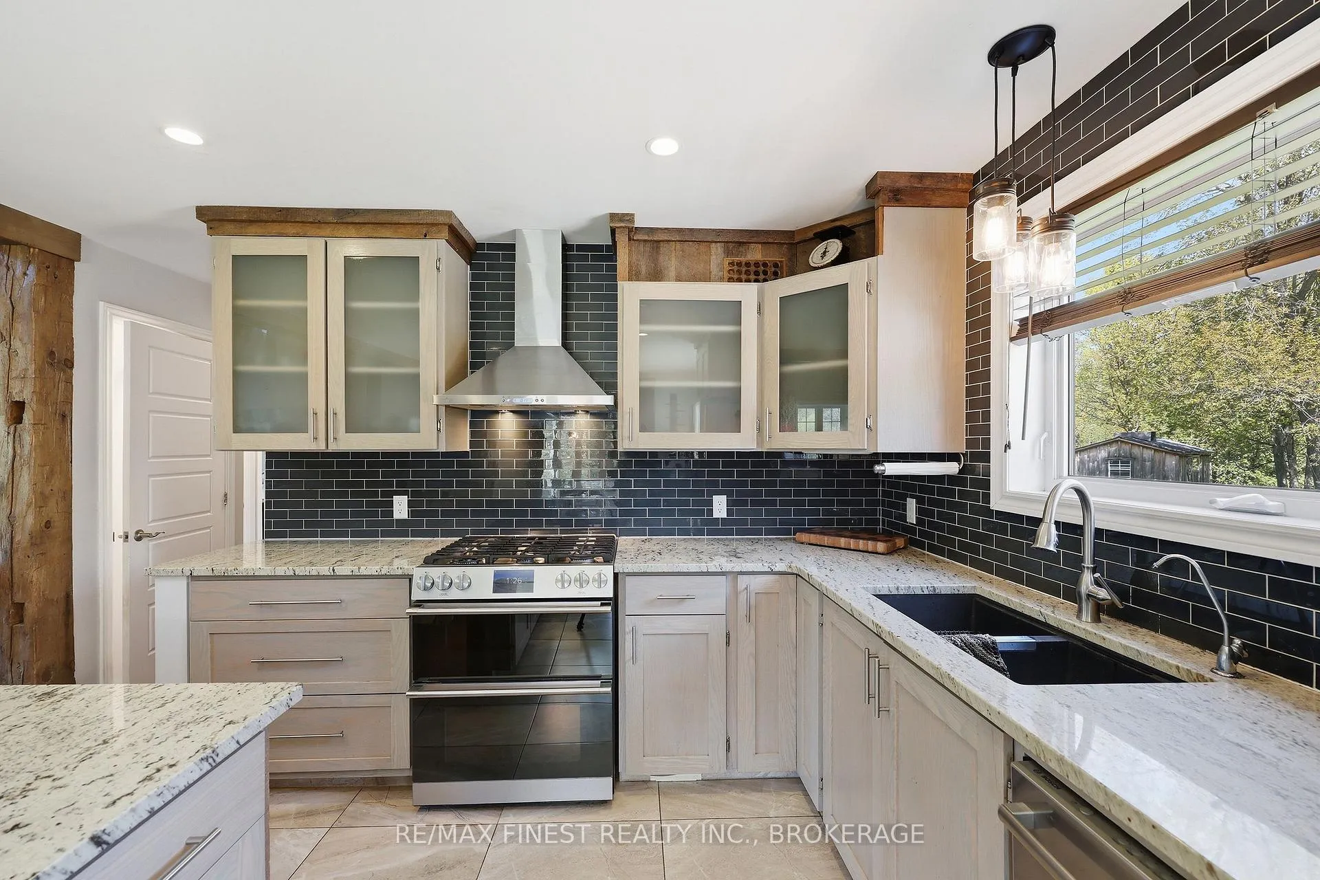 Photo 17 of 2987 Ernie Road, Frontenac, Frontenac South — HOMEH