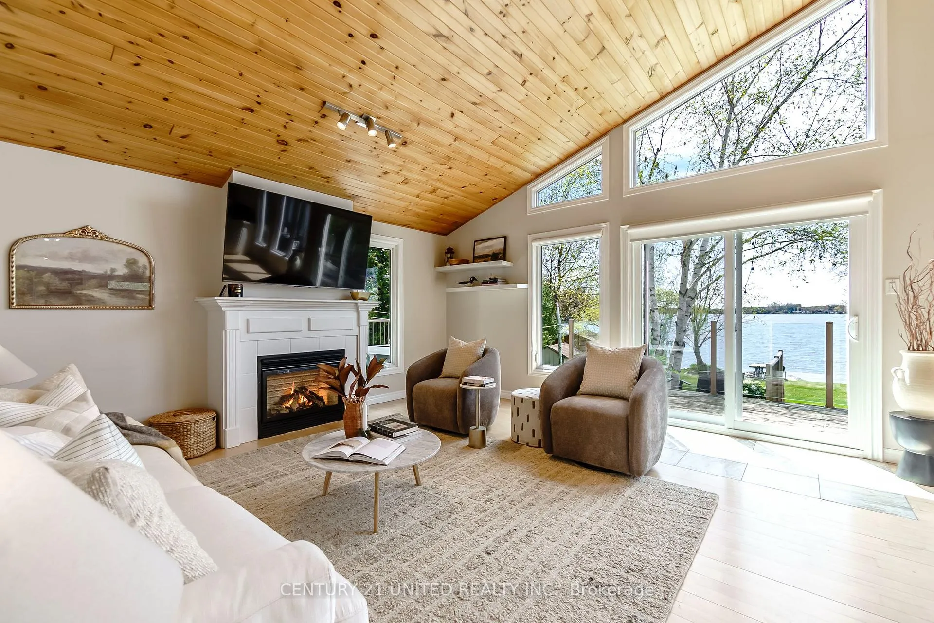 Photo 13 of 1714 Westview Pt Road, Selwyn — HOMEH
