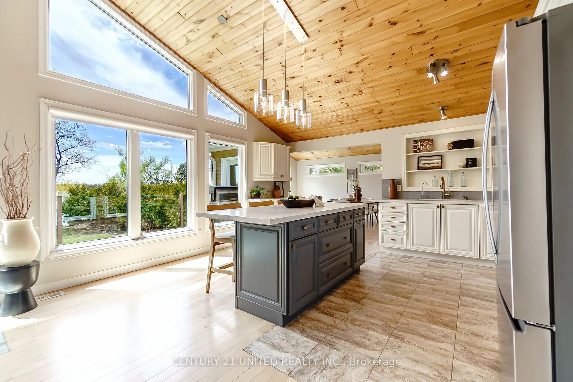 Photo 14 of 1714 Westview Pt Road, Selwyn — HOMEH