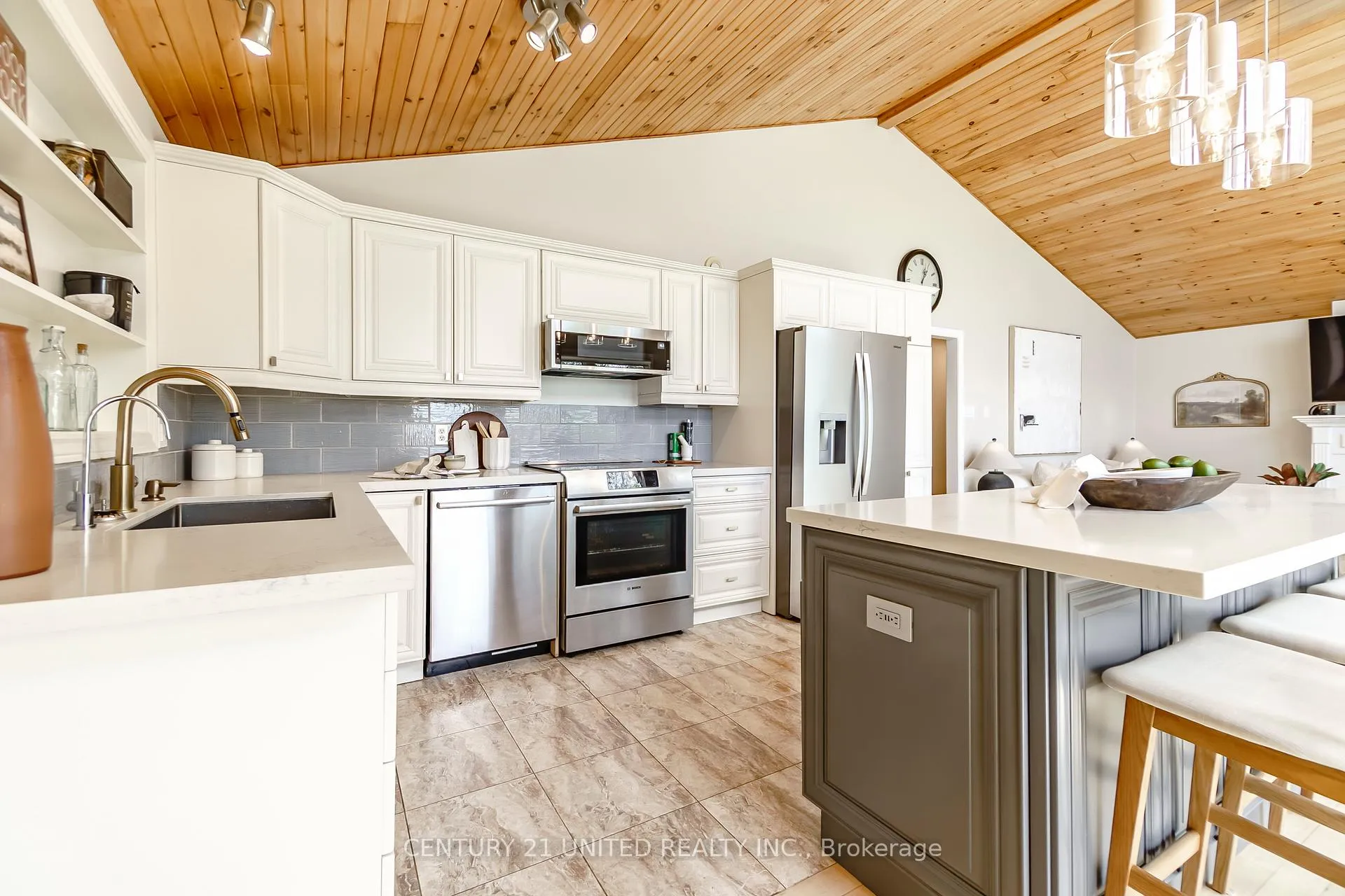 Photo 19 of 1714 Westview Pt Road, Selwyn — HOMEH