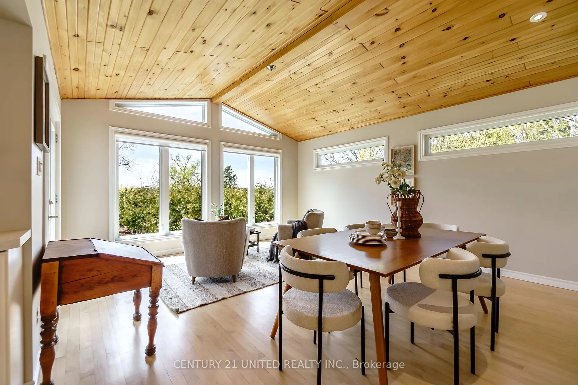 Photo 22 of 1714 Westview Pt Road, Selwyn — HOMEH