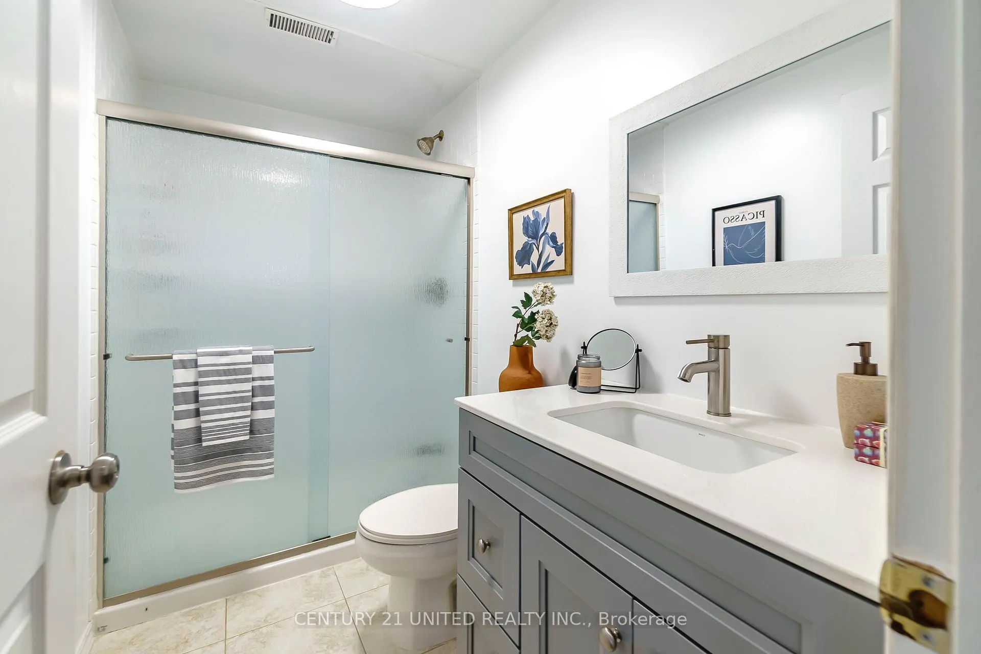 Photo 38 of 1714 Westview Pt Road, Selwyn — HOMEH
