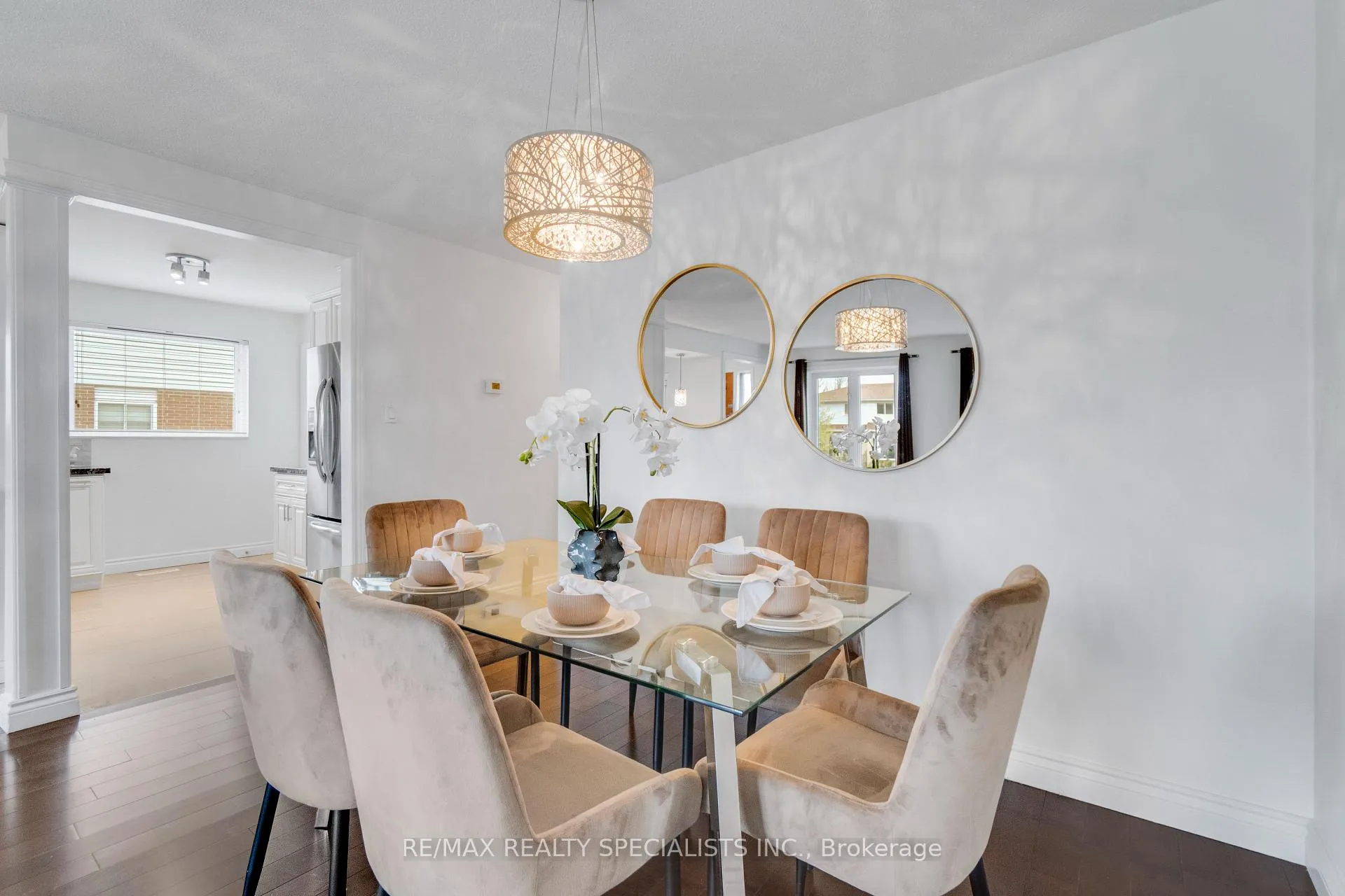 Photo 15 of 118 Bonham Boulevard, Mississauga, Streetsville — HOMEH