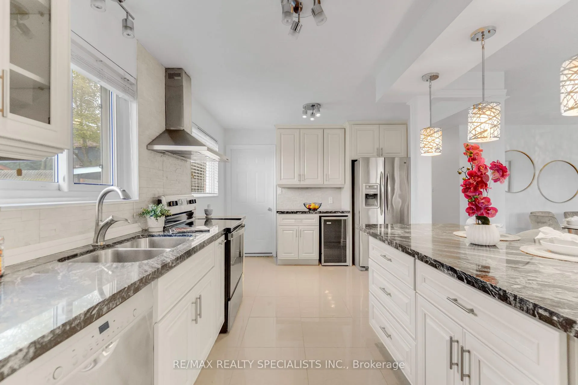 Photo 19 of 118 Bonham Boulevard, Mississauga, Streetsville — HOMEH