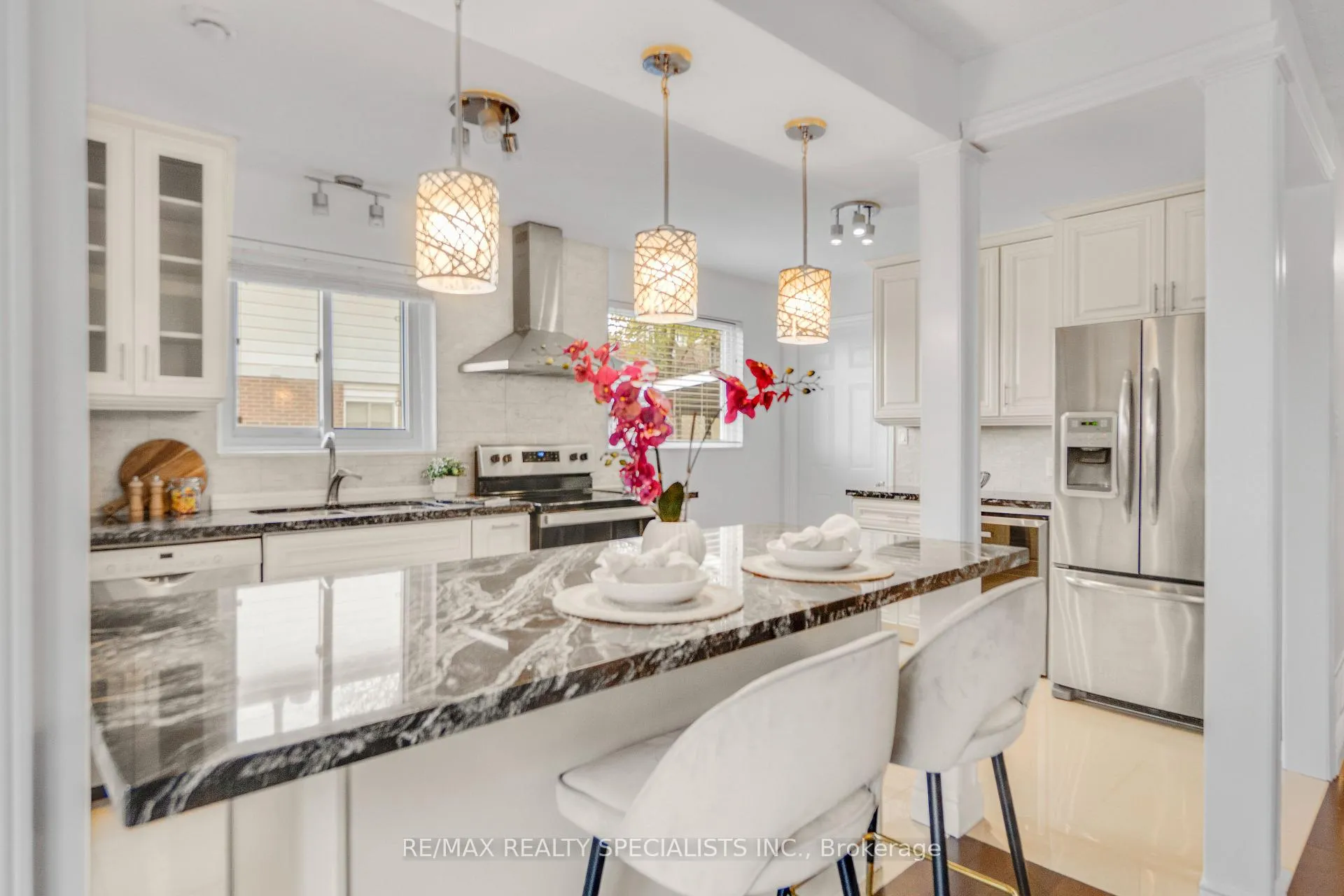 Photo 21 of 118 Bonham Boulevard, Mississauga, Streetsville — HOMEH