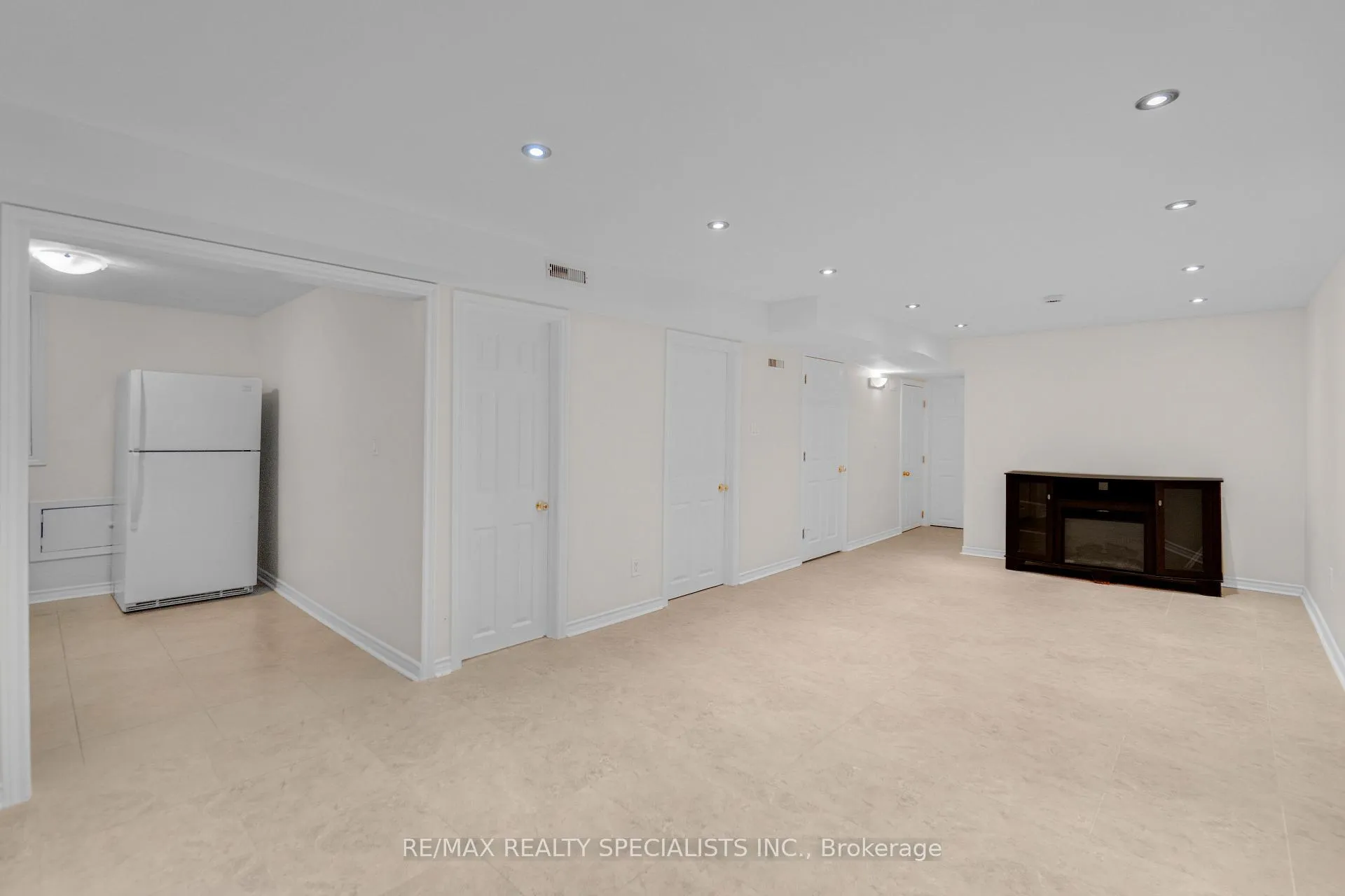 Photo 36 of 118 Bonham Boulevard, Mississauga, Streetsville — HOMEH