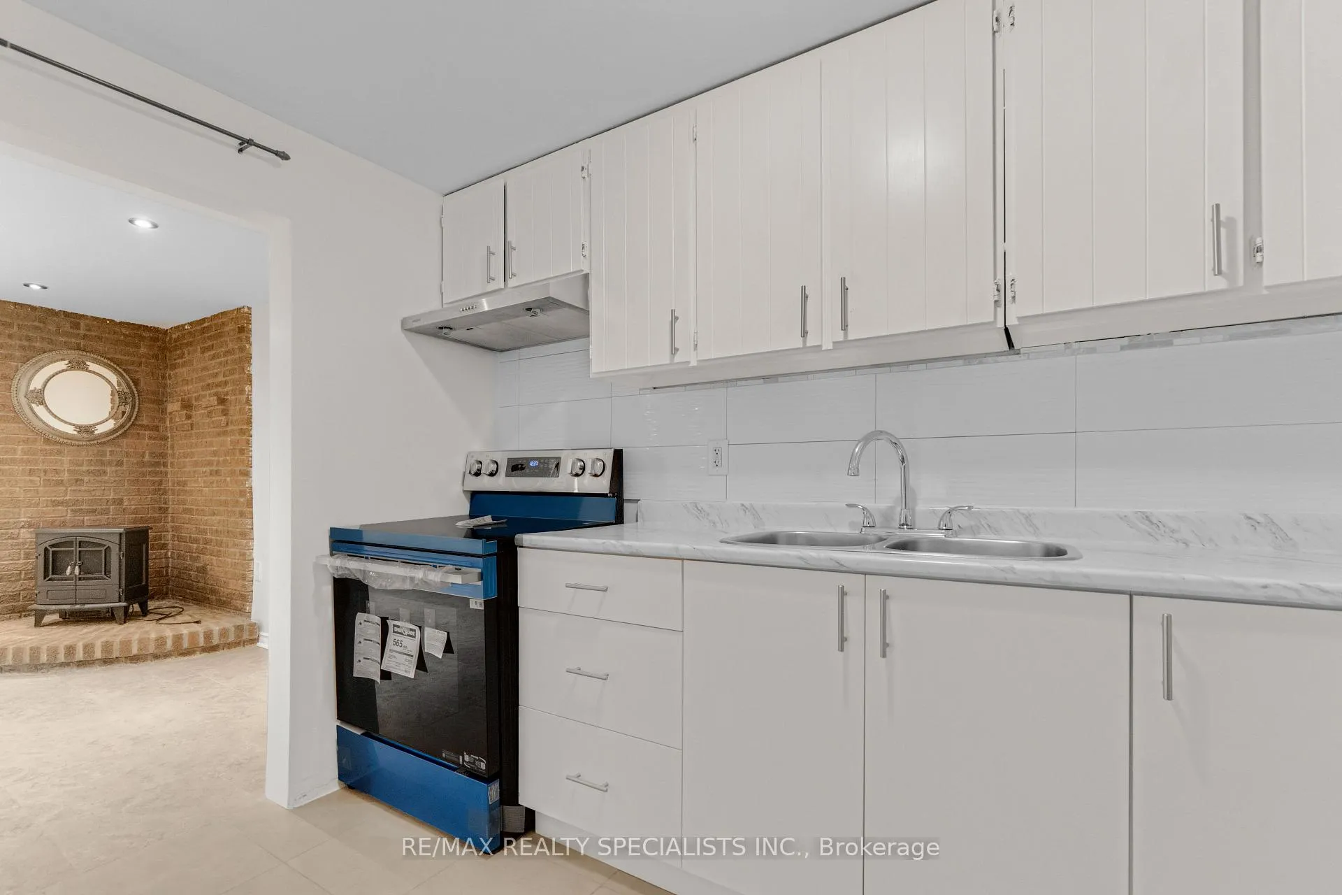 Photo 38 of 118 Bonham Boulevard, Mississauga, Streetsville — HOMEH