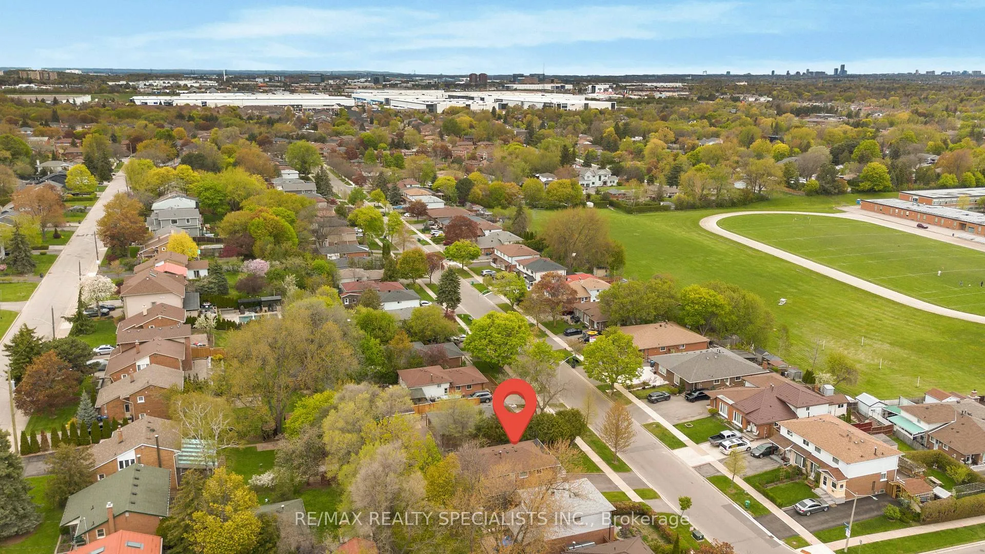 Photo 50 of 118 Bonham Boulevard, Mississauga, Streetsville — HOMEH