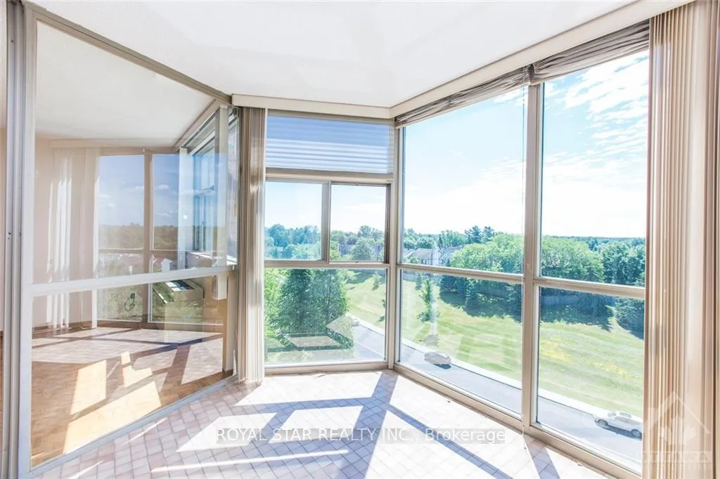 Photo 10 of Unit 807, 2760 Carousel Crescent, Ottawa, Emerald Woods/Sawmill Creek — HOMEH