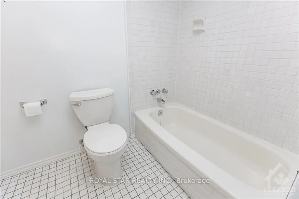 Photo 12 of Unit 807, 2760 Carousel Crescent, Ottawa, Emerald Woods/Sawmill Creek — HOMEH