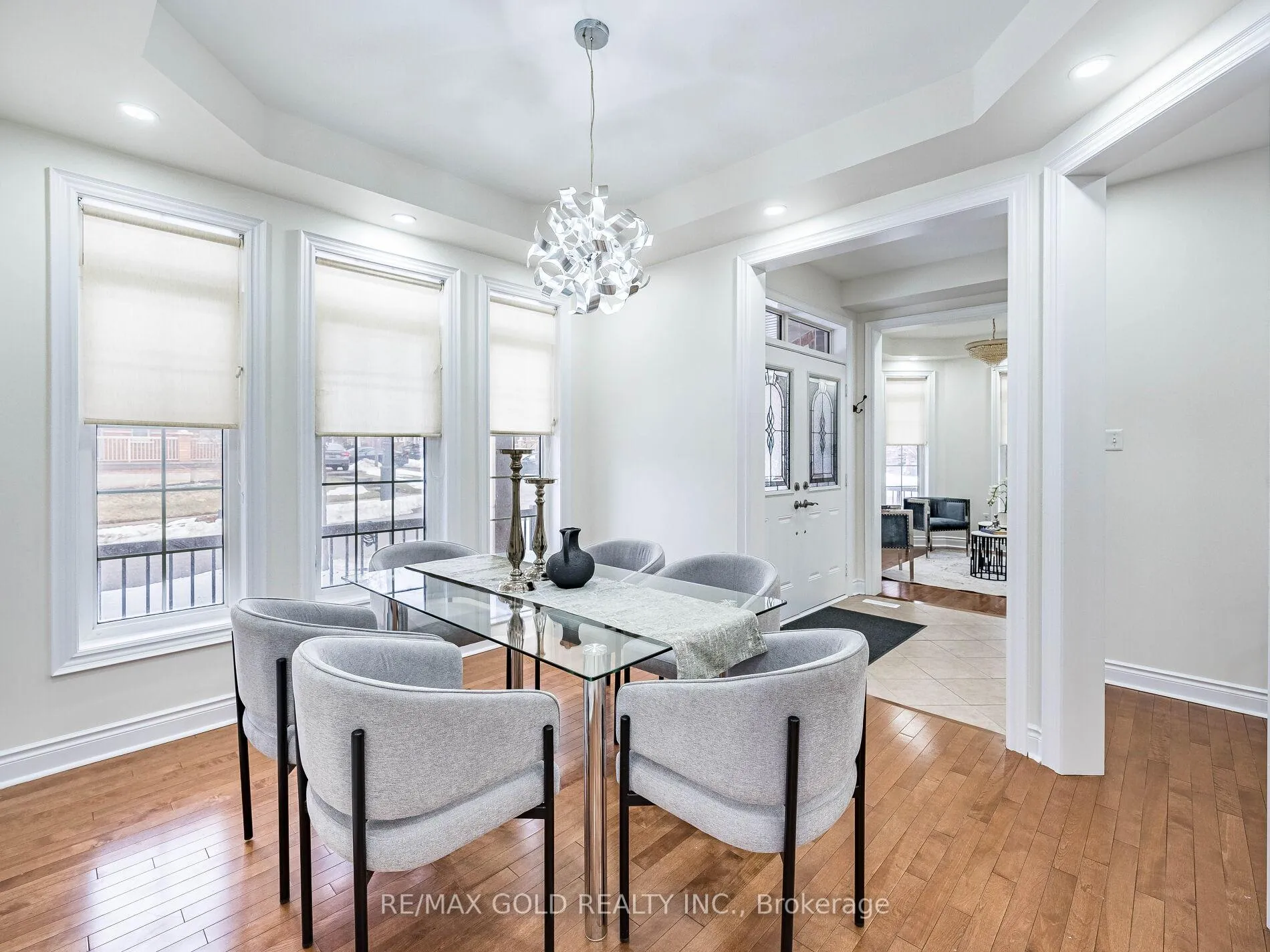 Photo 9 of 2 Bryony Road, Brampton, Northwest Brampton — HOMEH