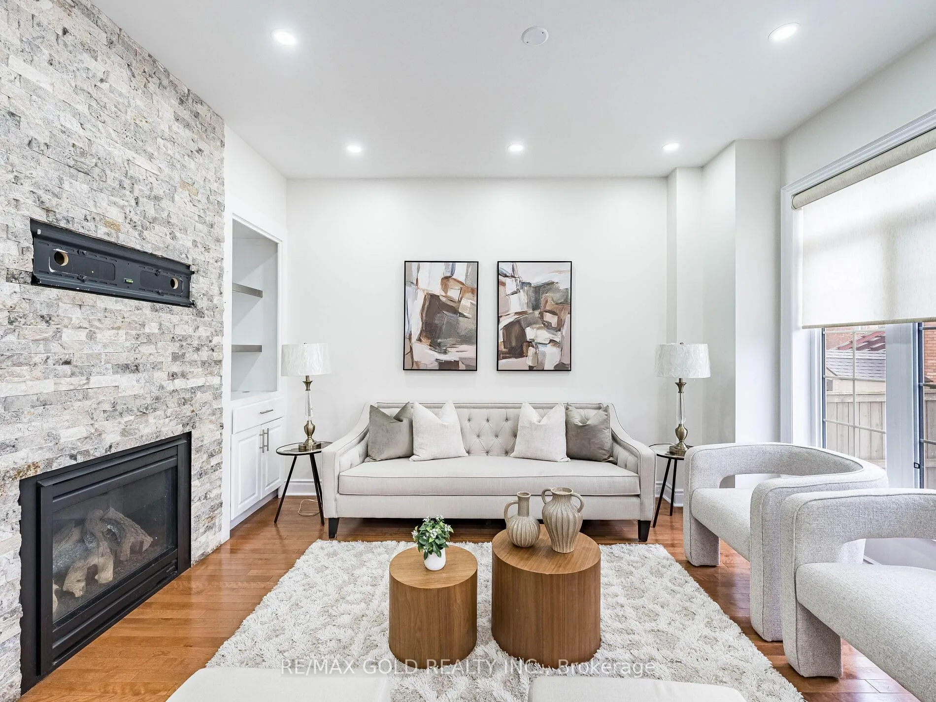 Photo 18 of 2 Bryony Road, Brampton, Northwest Brampton — HOMEH
