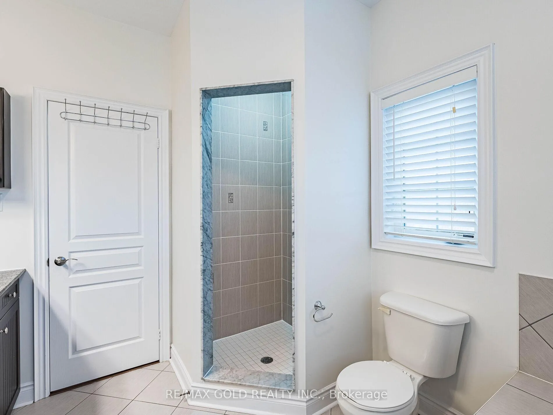 Photo 24 of 2 Bryony Road, Brampton, Northwest Brampton — HOMEH