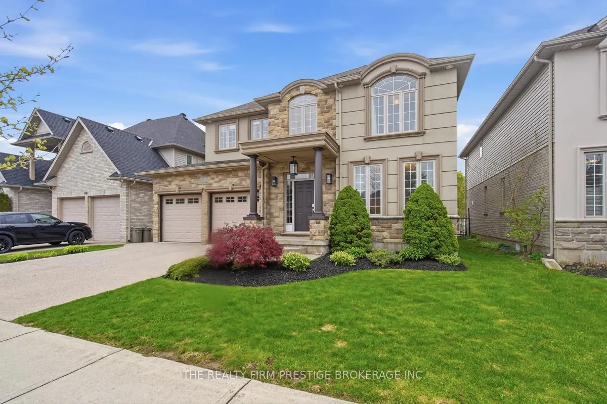 Photo 2 of 2051 Westpoint Heights, London, South V — HOMEH