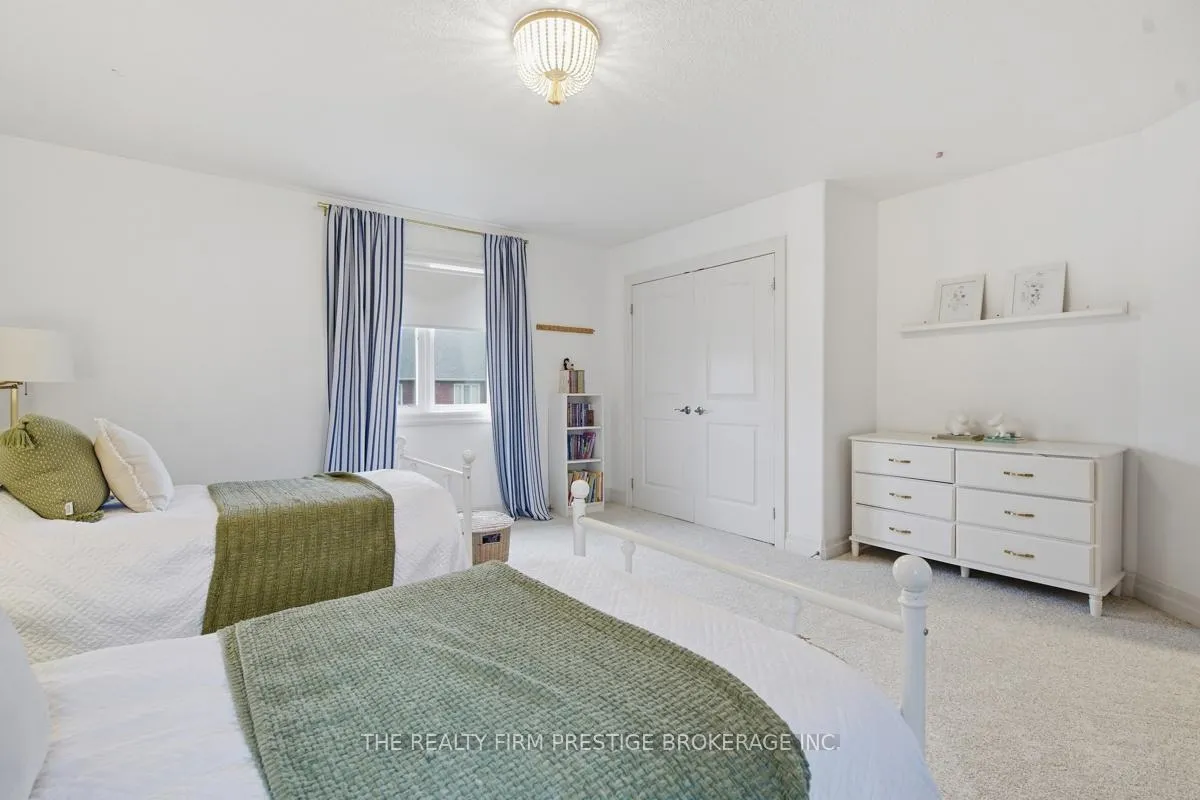 Photo 30 of 2051 Westpoint Heights, London, South V — HOMEH