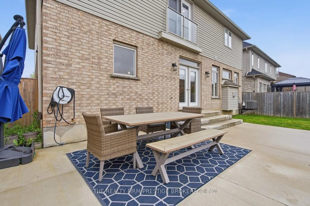 Photo 45 of 2051 Westpoint Heights, London, South V — HOMEH