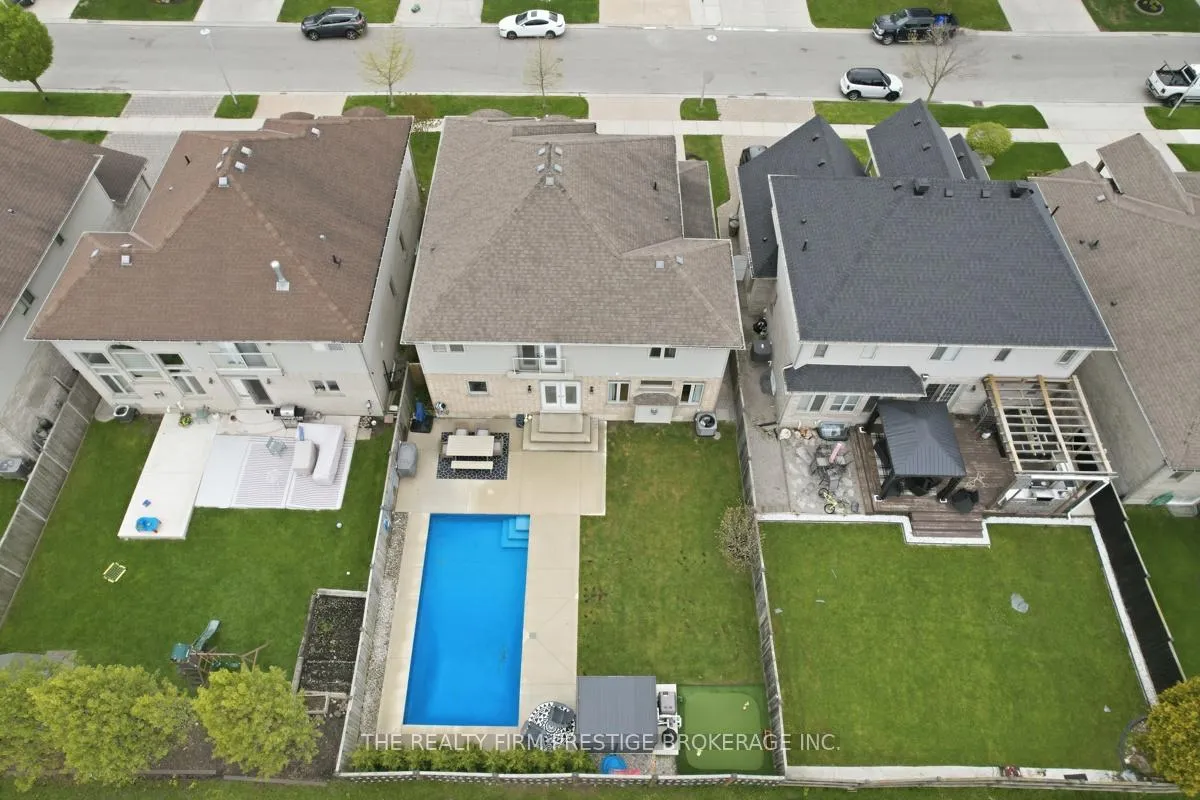 Photo 50 of 2051 Westpoint Heights, London, South V — HOMEH