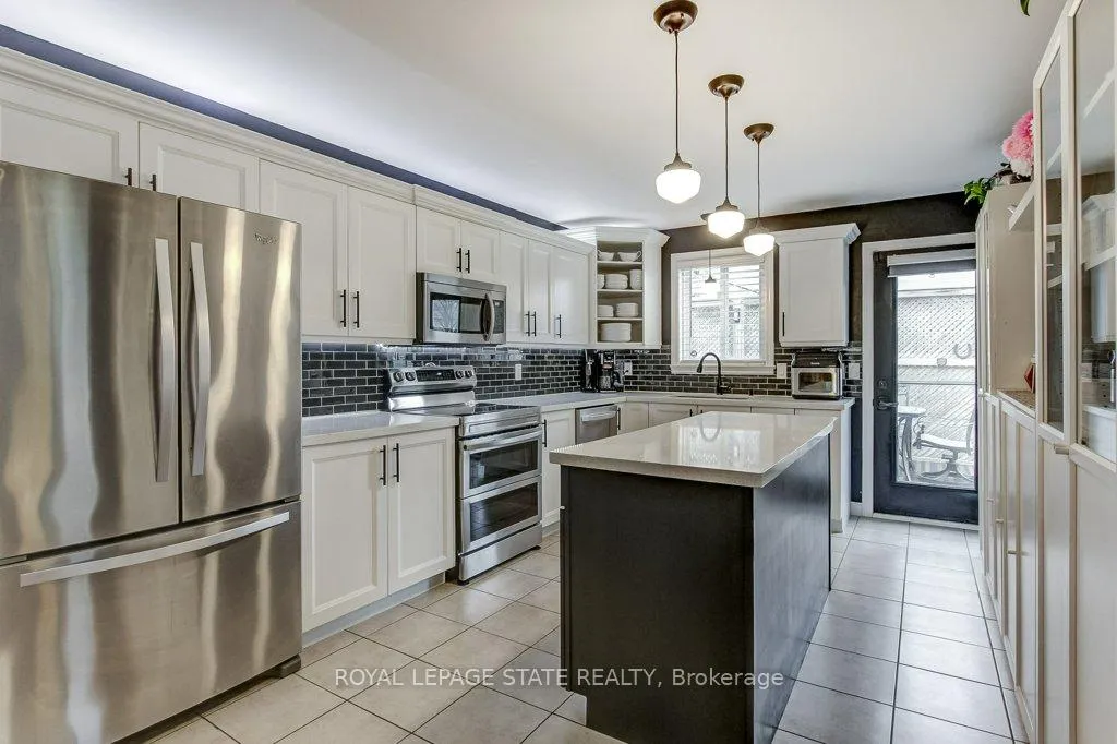 Photo 16 of 6 Donna Drive, Haldimand — HOMEH