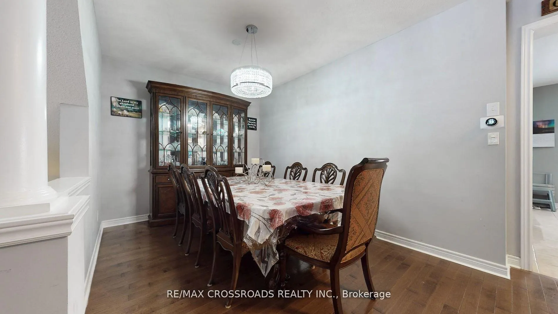 Photo 8 of 23 Oakborough Drive, Markham, Box Grove — HOMEH