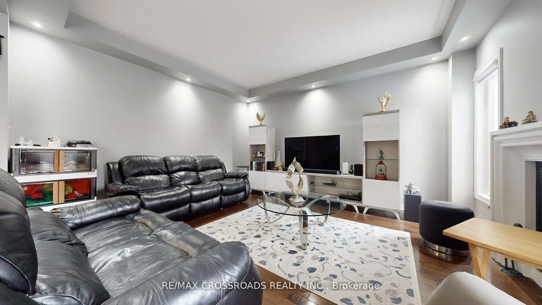 Photo 13 of 23 Oakborough Drive, Markham, Box Grove — HOMEH