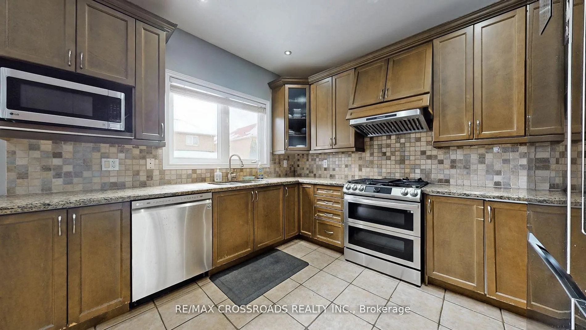 Photo 14 of 23 Oakborough Drive, Markham, Box Grove — HOMEH