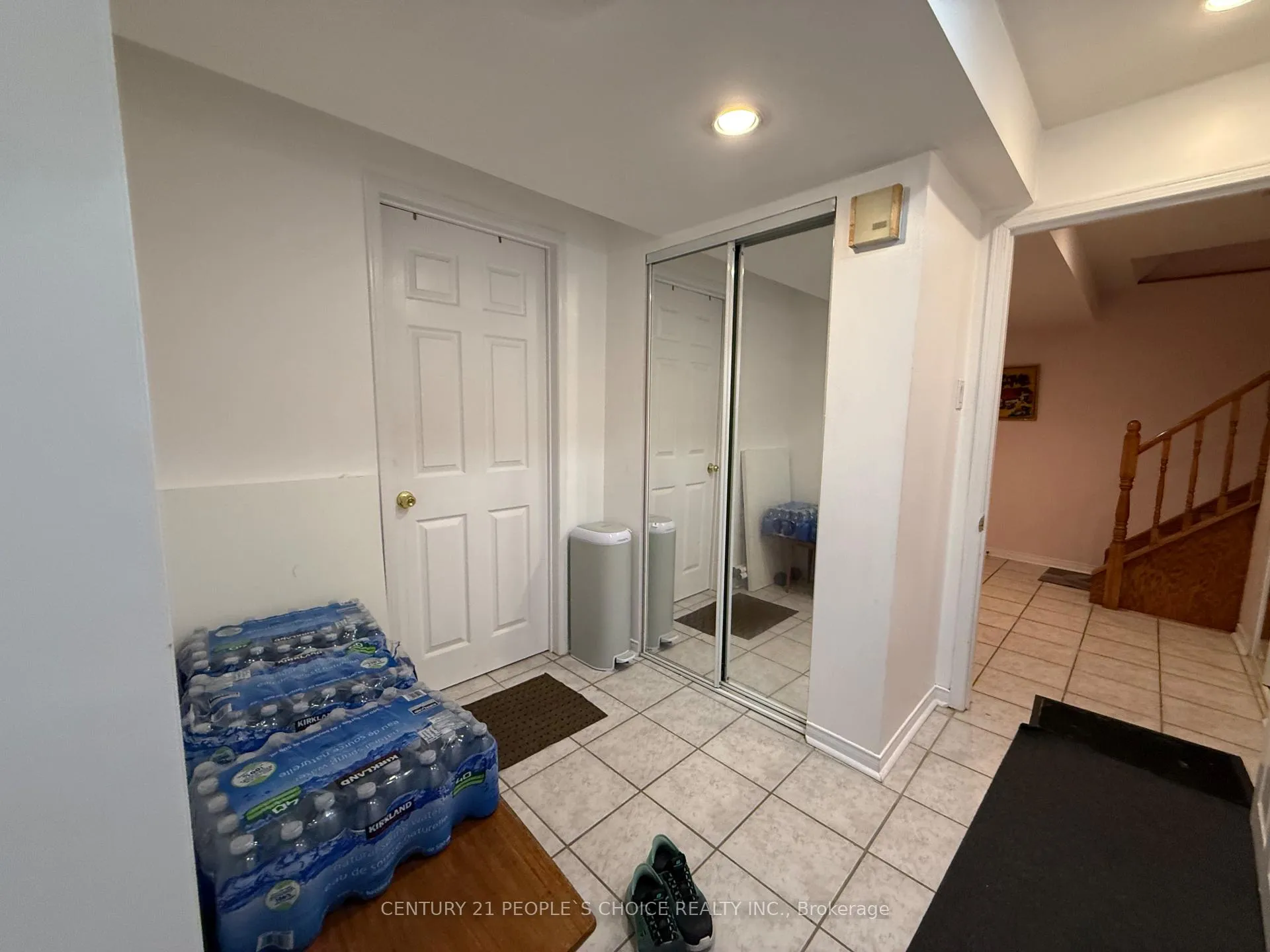 Photo 4 of 5312 Hollypoint (Lower) Avenue, Mississauga, East Credit — HOMEH