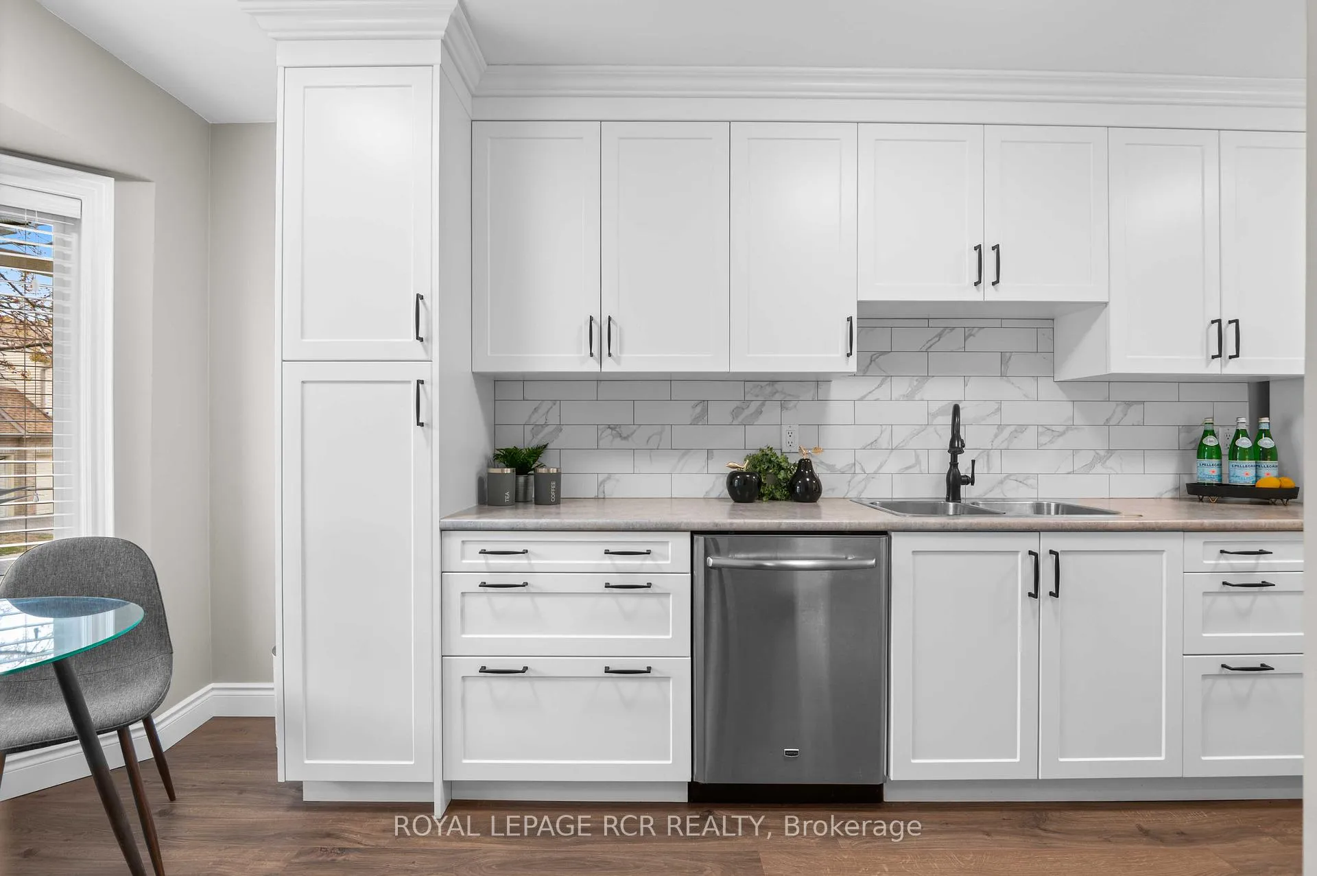 Photo 7 of Unit 8, 31 Parkview Drive, Orangeville — HOMEH