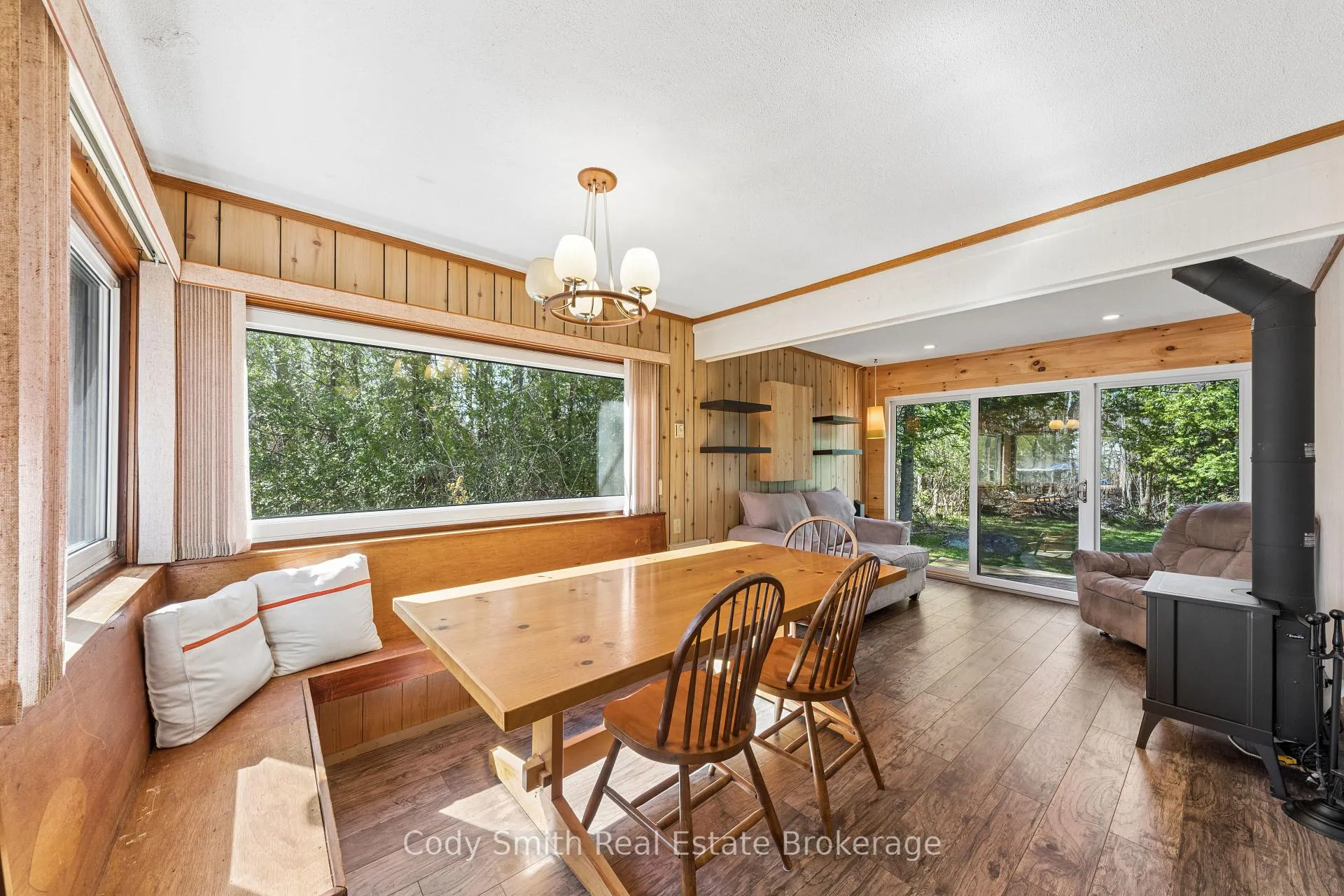Photo 17 of 183 Paradise Avenue, Tay, Port McNicoll — HOMEH