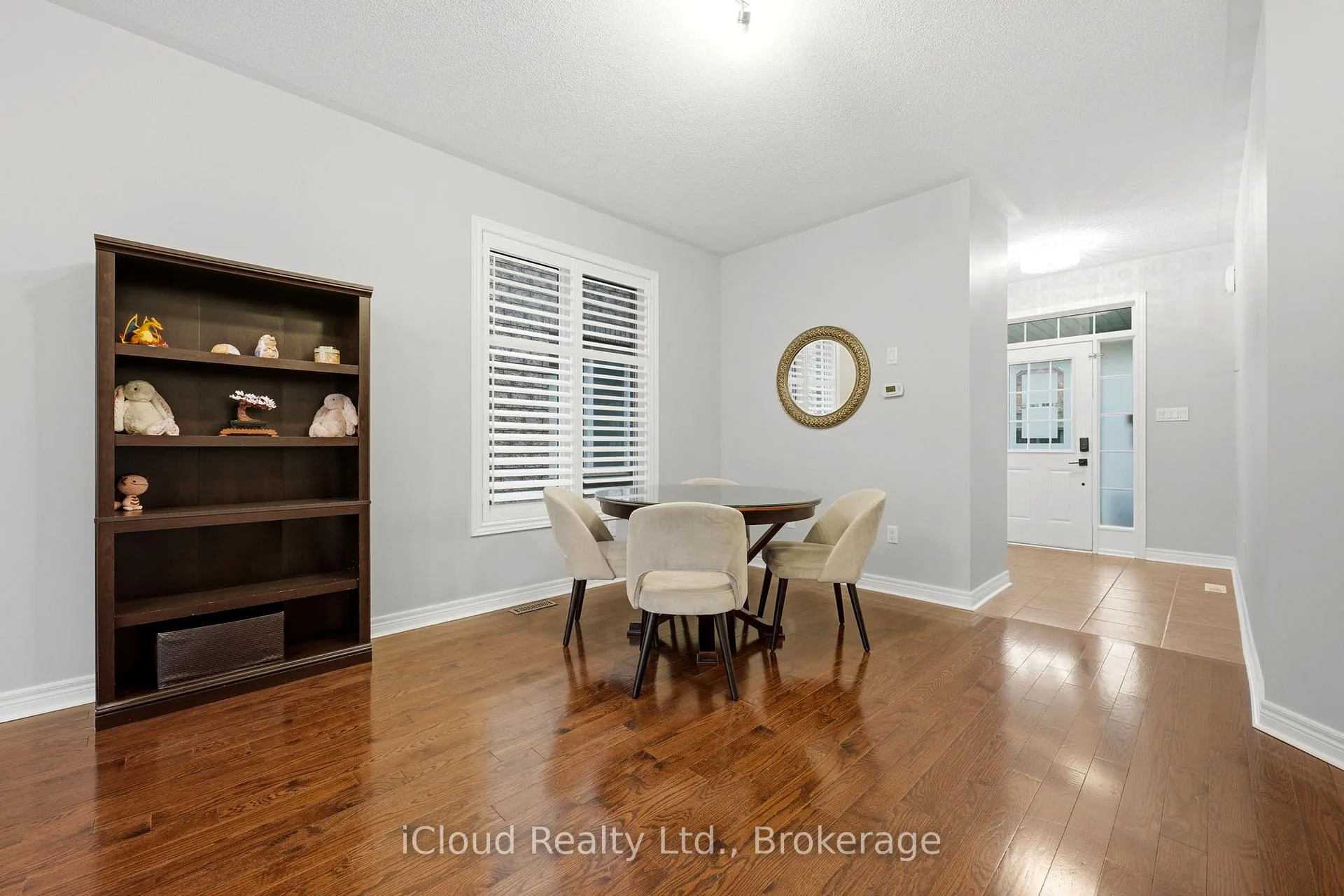 Photo 7 of 23 Sweetner Drive, Whitchurch-Stouffville, Stouffville — HOMEH