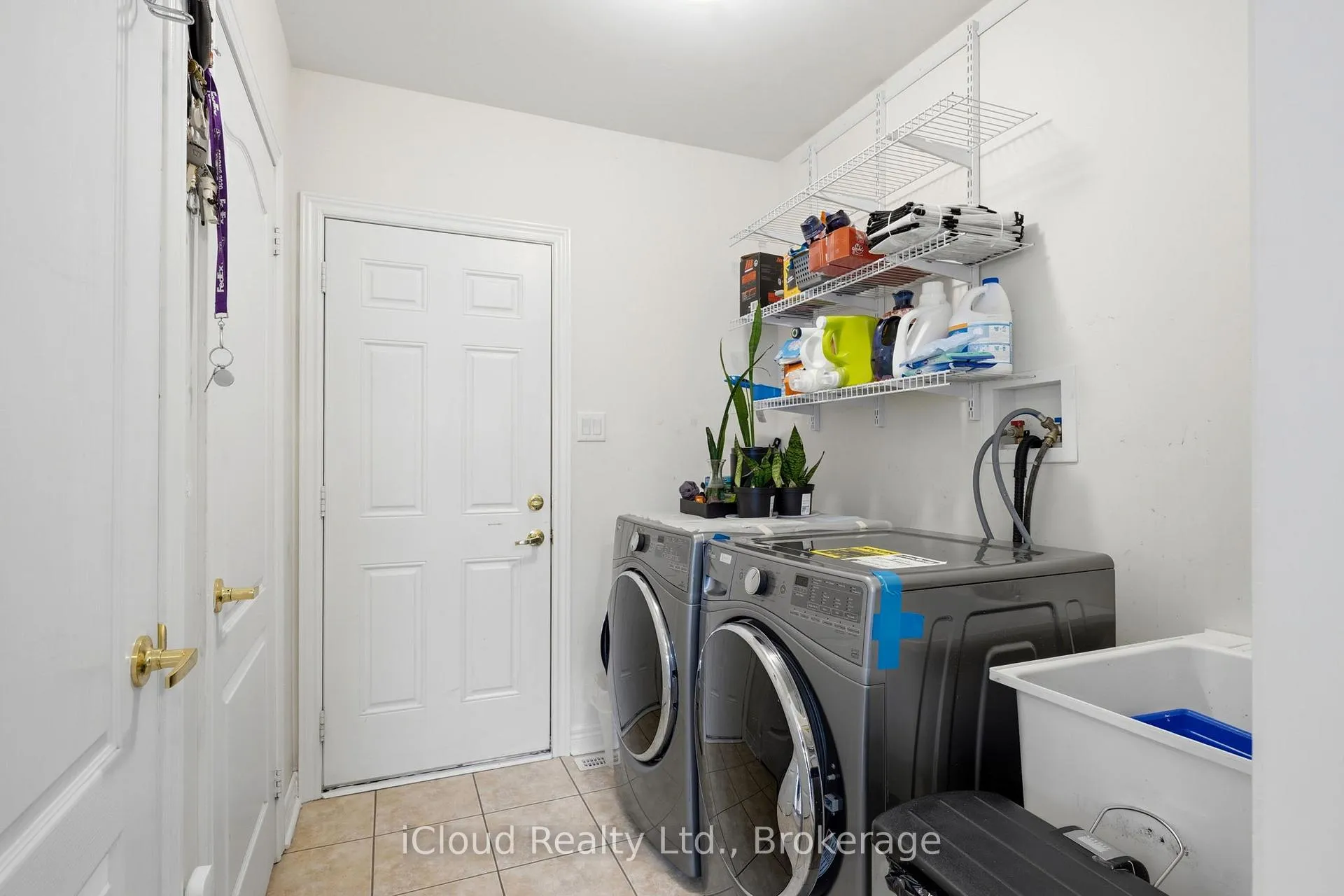 Photo 20 of 23 Sweetner Drive, Whitchurch-Stouffville, Stouffville — HOMEH