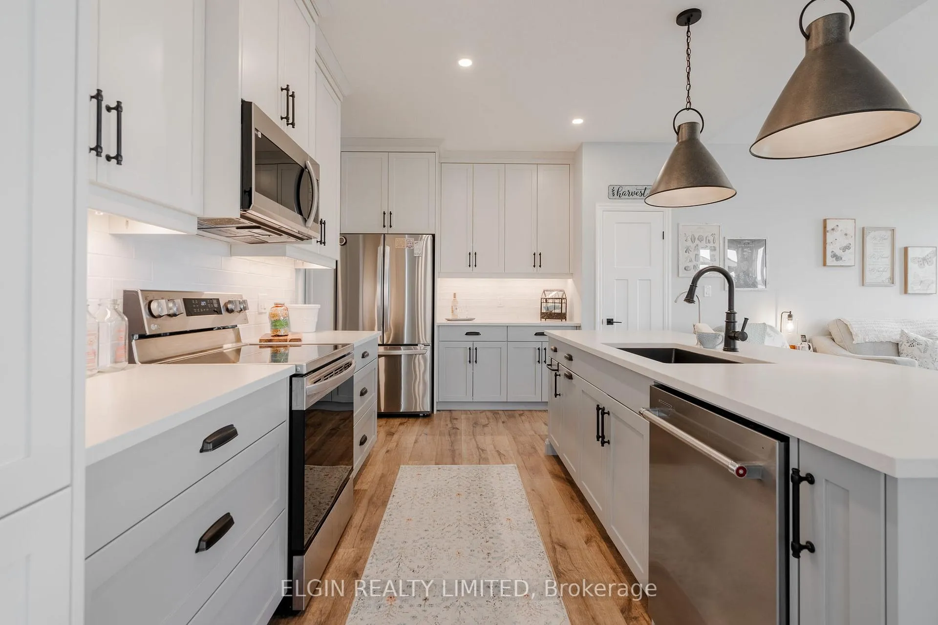 Photo 9 of 5 Dunning Way, St. Thomas — HOMEH