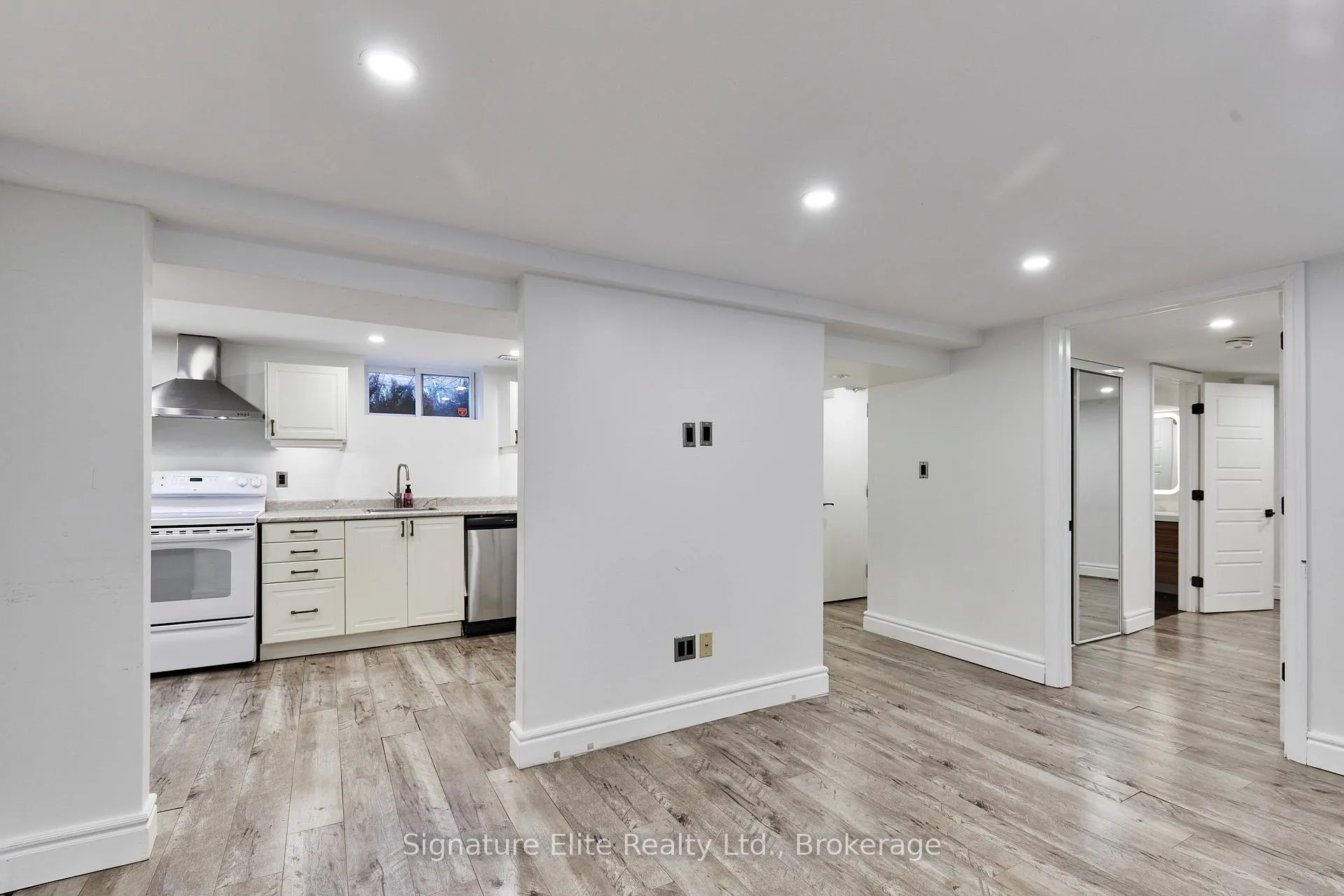 Photo 2 of Unit Bsmt, 371 O'connor Drive, Toronto, East York — HOMEH
