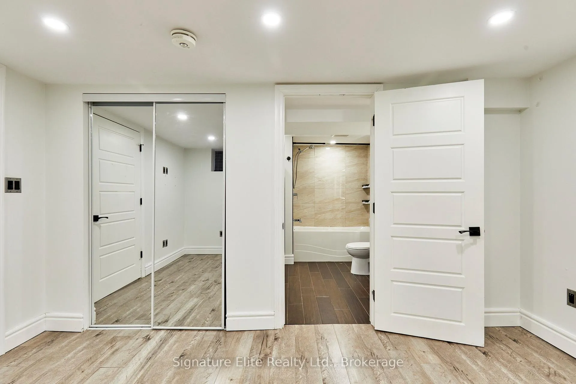 Photo 8 of Unit Bsmt, 371 O'connor Drive, Toronto, East York — HOMEH