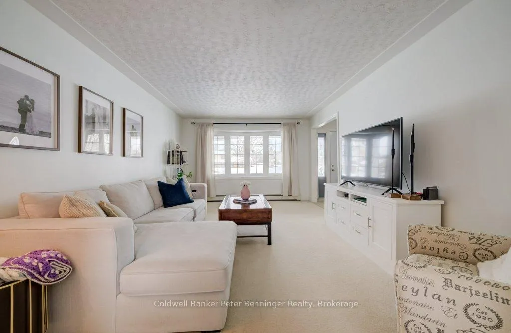Photo 9 of 33 Tower Road, Arran-Elderslie — HOMEH