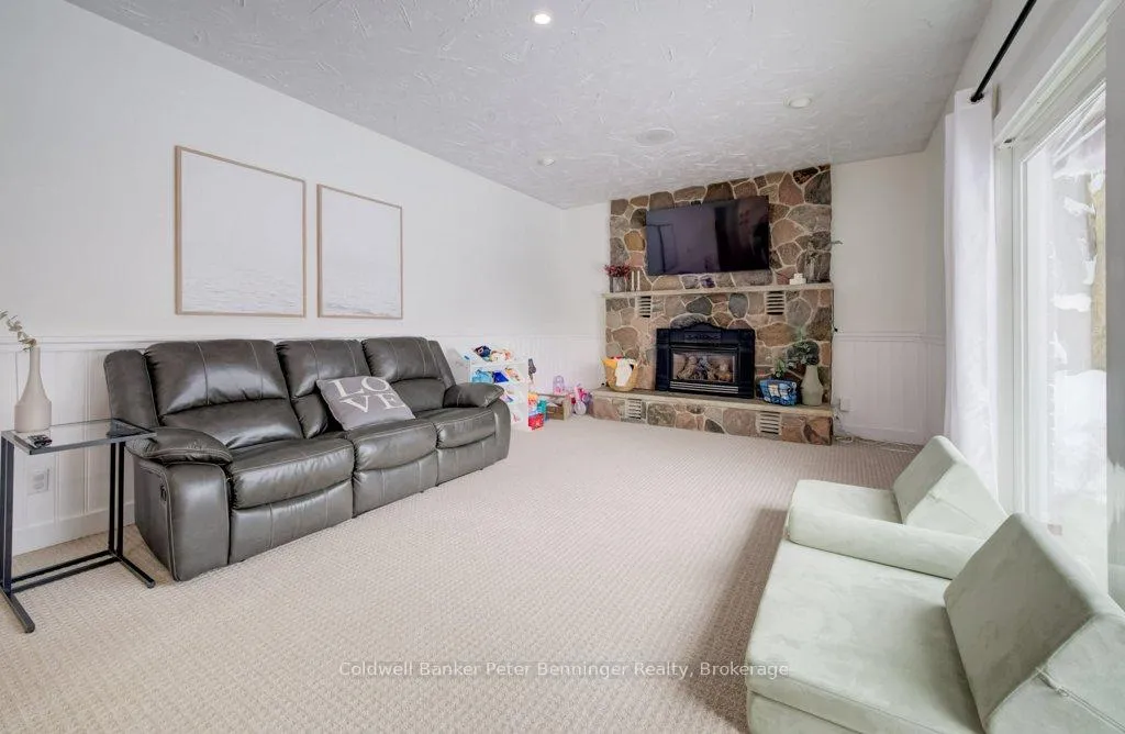 Photo 25 of 33 Tower Road, Arran-Elderslie — HOMEH