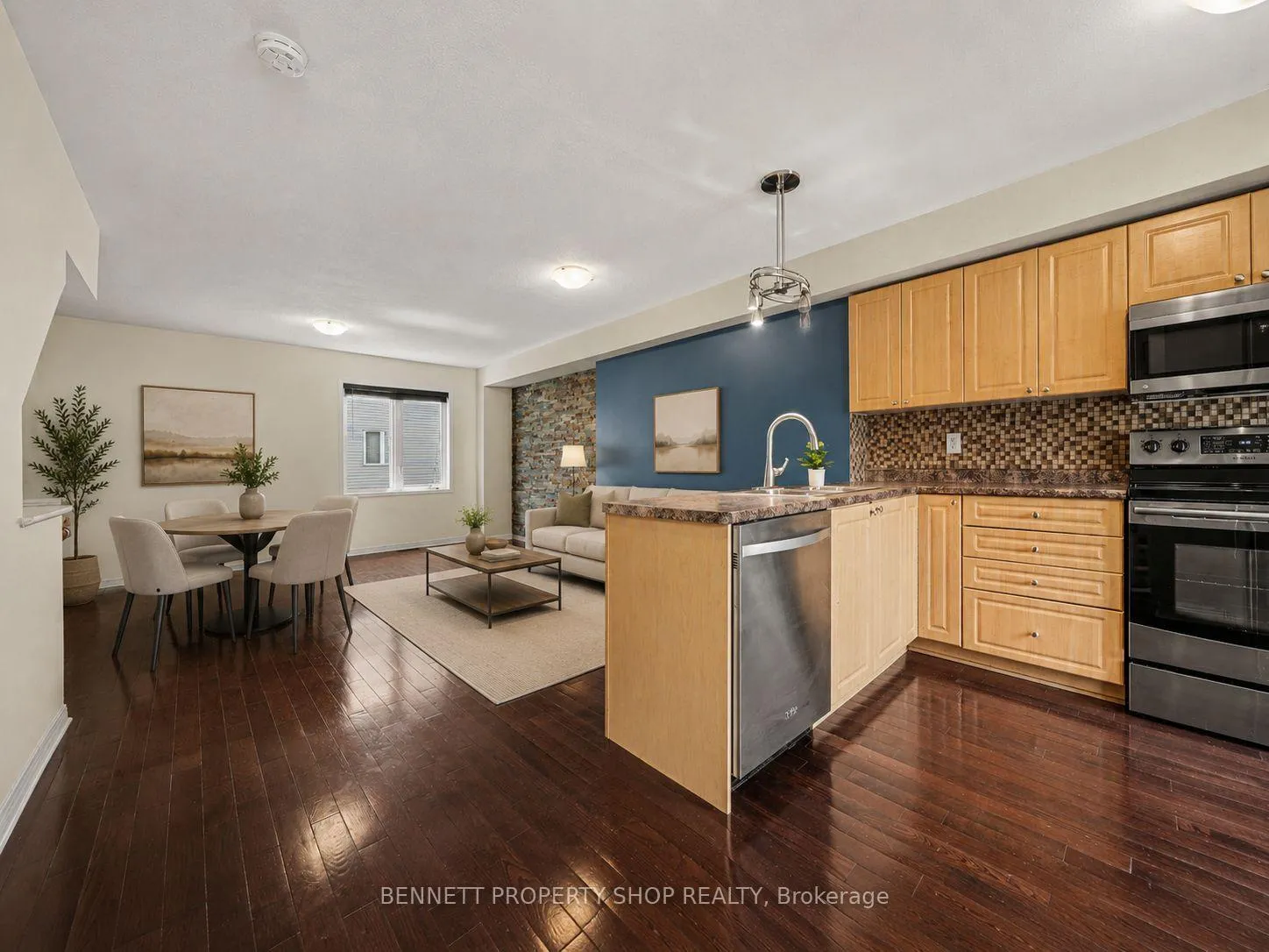 Photo 3 of 237 Kennevale Drive, Ottawa, Barrhaven - Cedargrove/Fraserdale — HOMEH