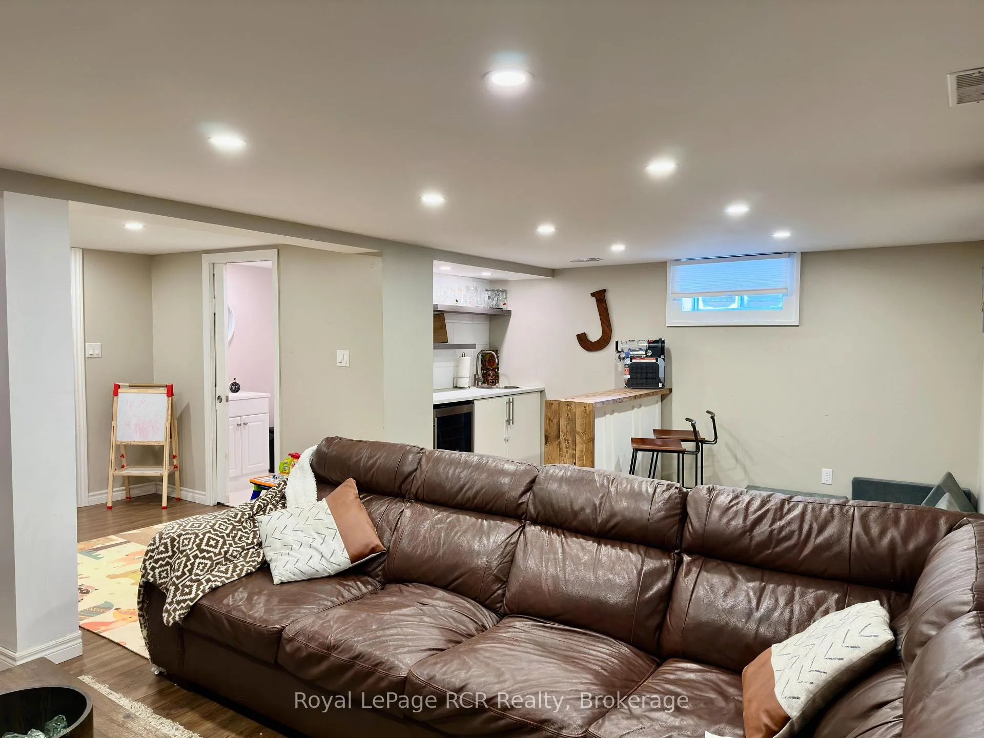Photo 32 of 535 13th Street, Hanover — HOMEH