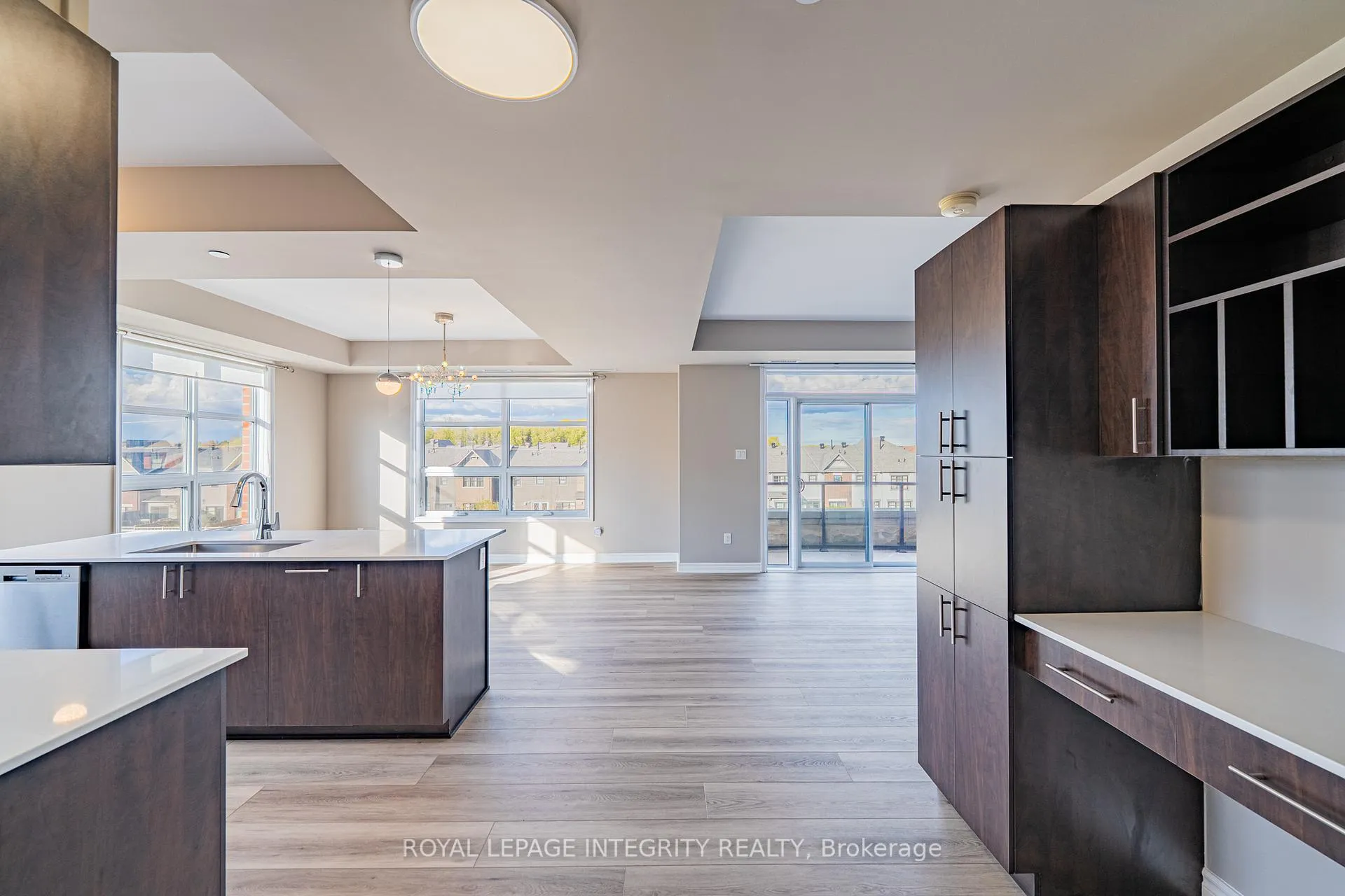 Photo 7 of Unit 305, 301 Bayrose Drive, Ottawa, Barrhaven - Strandherd — HOMEH