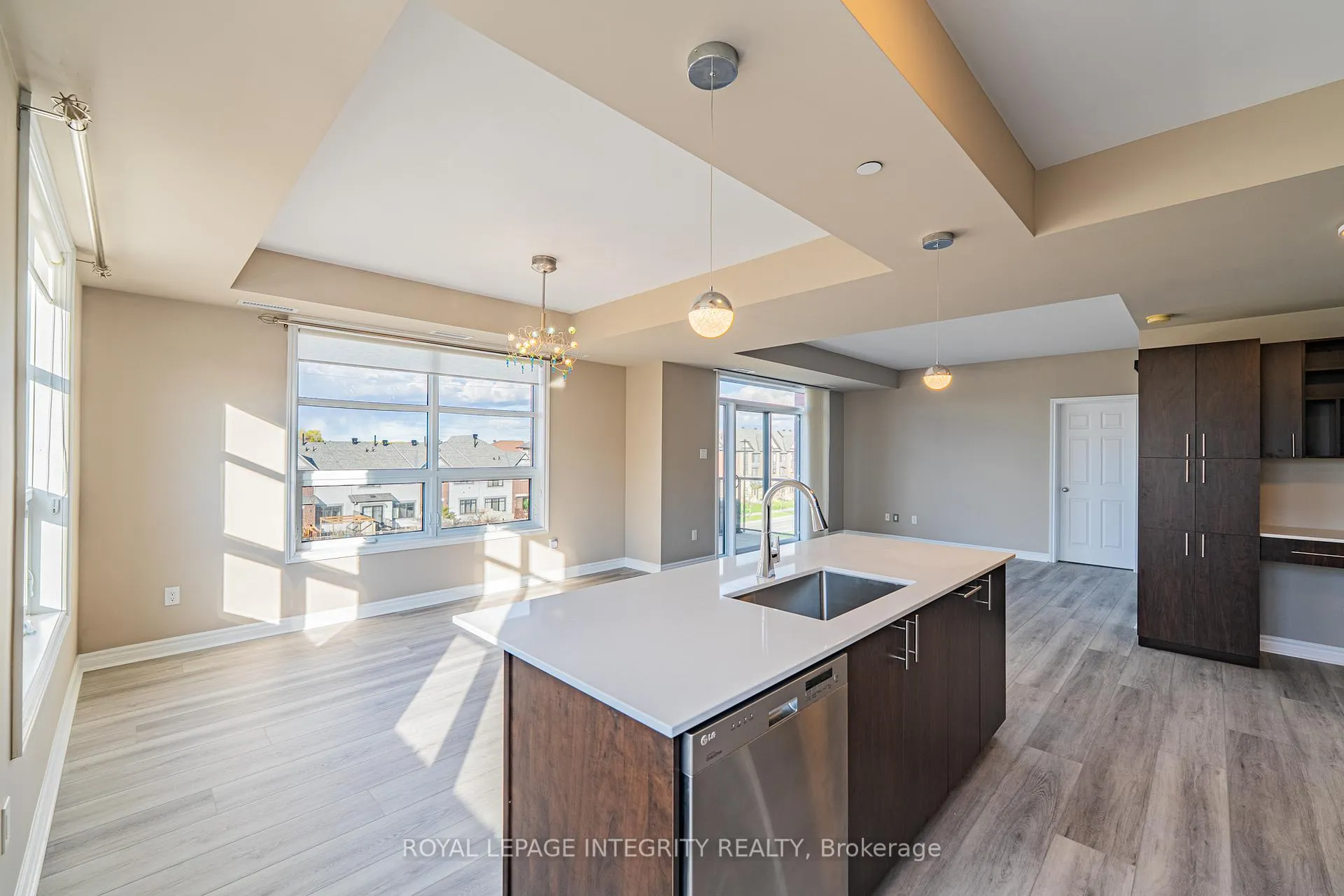 Photo 12 of Unit 305, 301 Bayrose Drive, Ottawa, Barrhaven - Strandherd — HOMEH