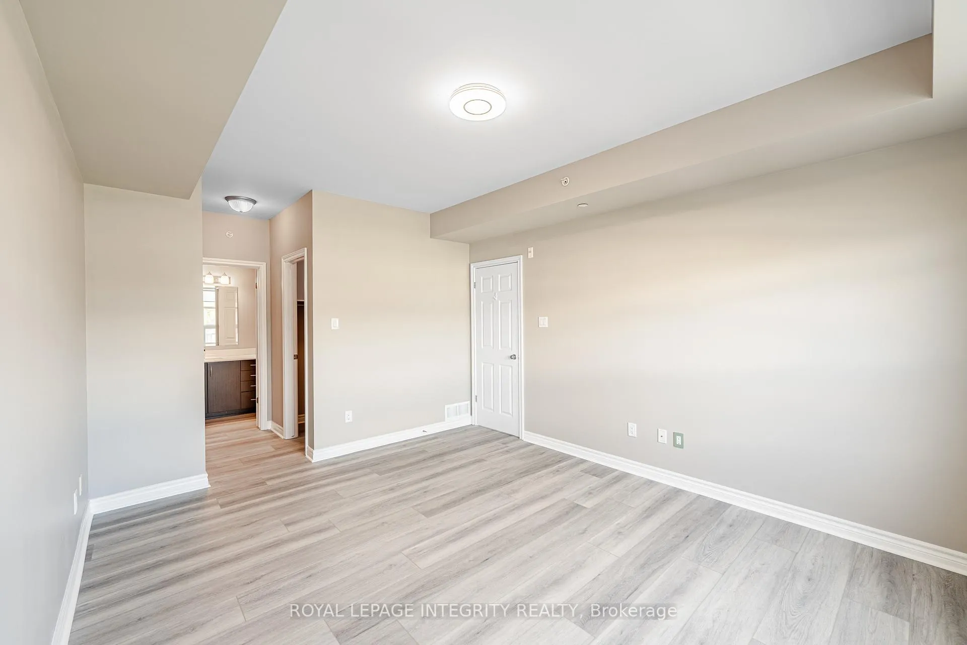 Photo 18 of Unit 305, 301 Bayrose Drive, Ottawa, Barrhaven - Strandherd — HOMEH