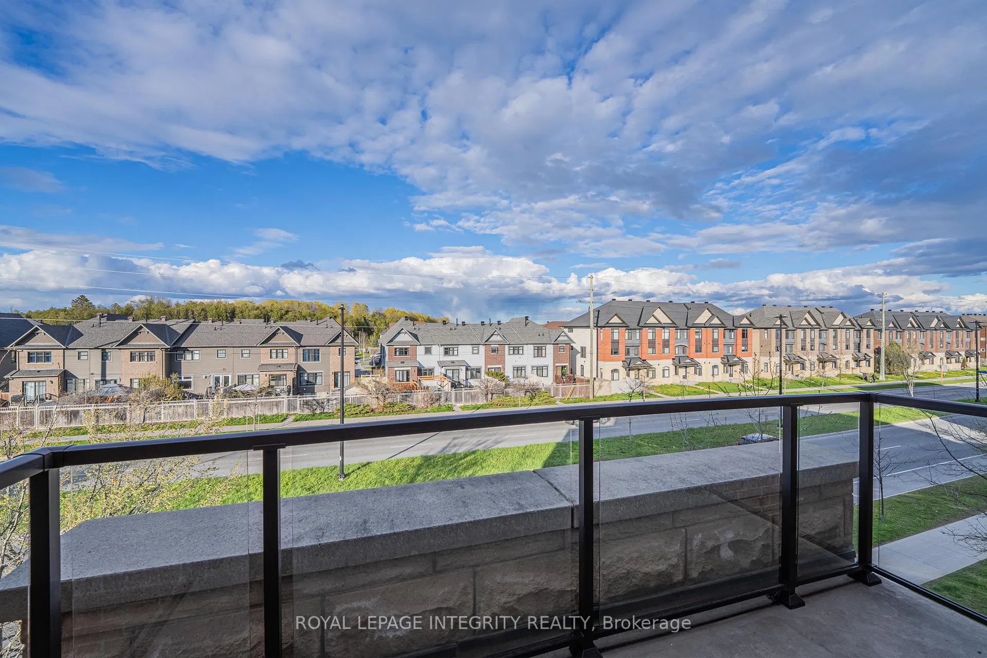 Photo 24 of Unit 305, 301 Bayrose Drive, Ottawa, Barrhaven - Strandherd — HOMEH