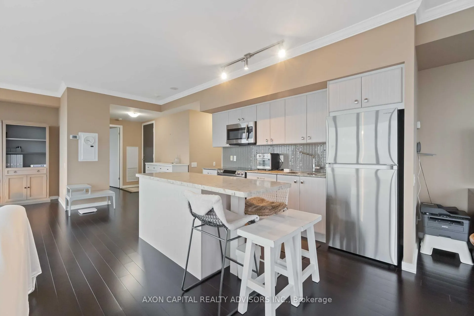 Photo 5 of Unit 1702, 105 The Queensway, Toronto, High Park-Swansea — HOMEH