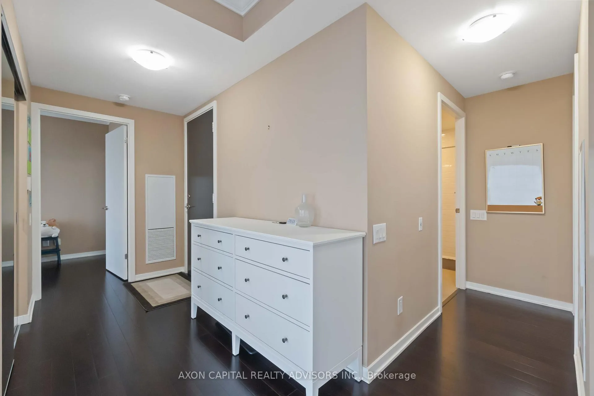 Photo 10 of Unit 1702, 105 The Queensway, Toronto, High Park-Swansea — HOMEH