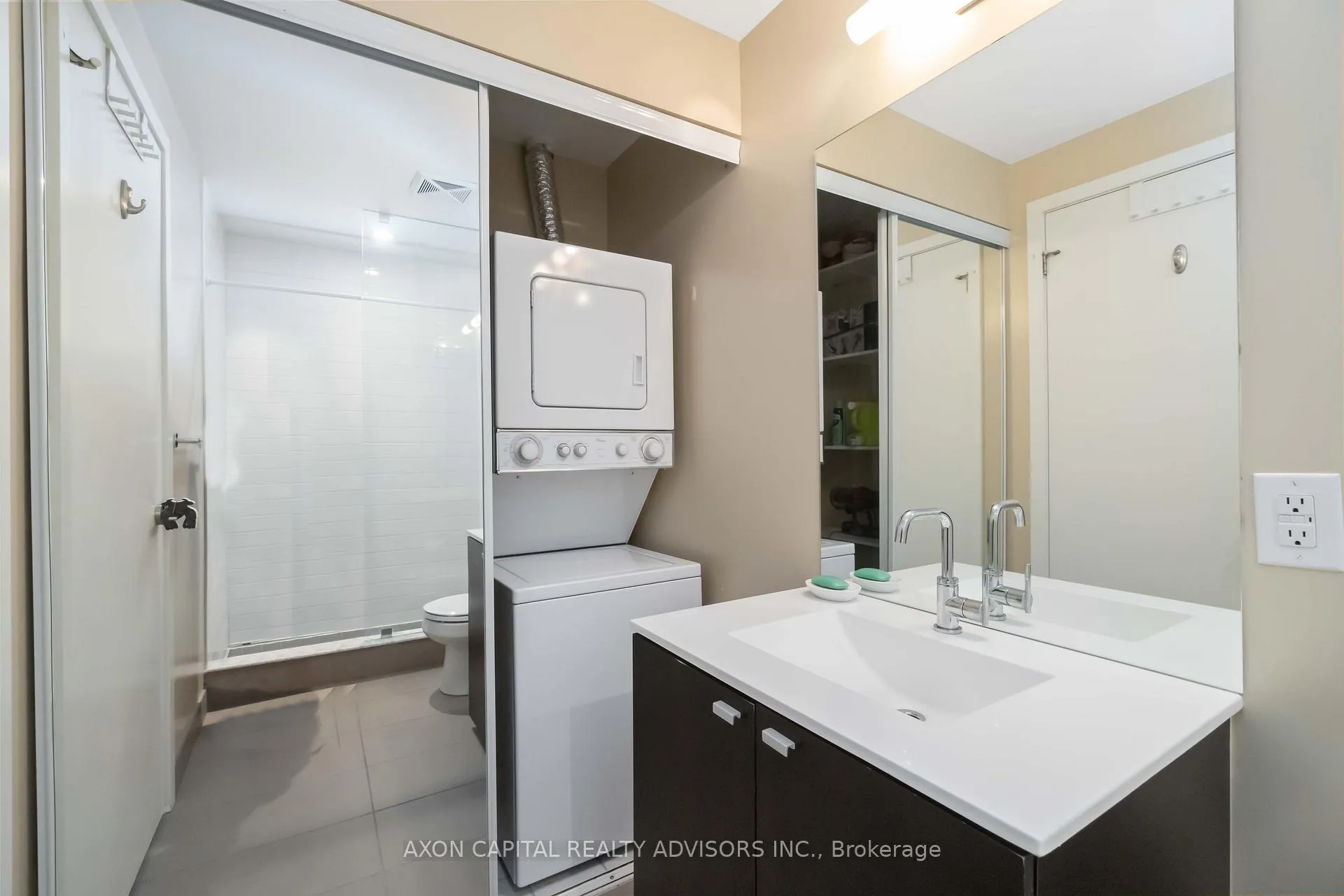 Photo 14 of Unit 1702, 105 The Queensway, Toronto, High Park-Swansea — HOMEH