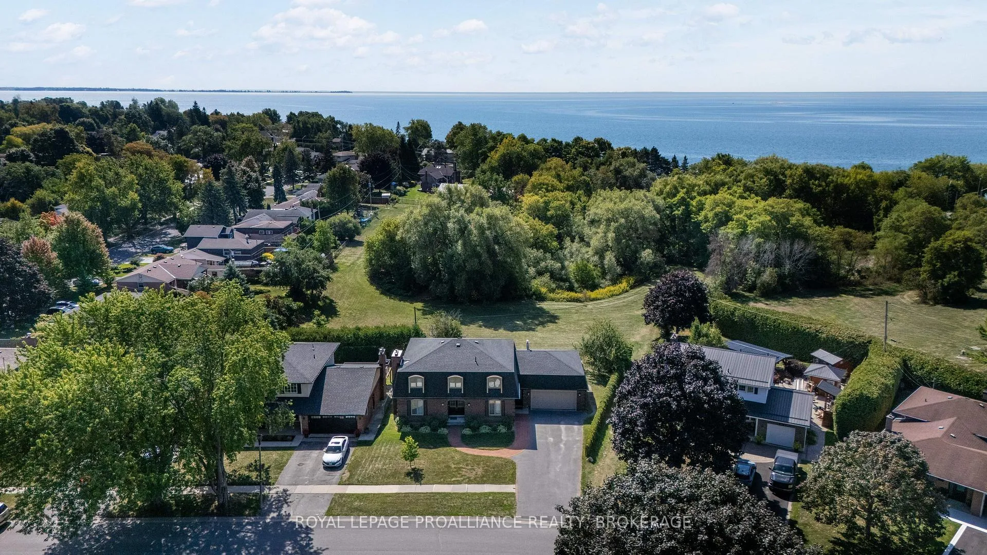 Photo 2 of 907 Brodie Avenue, Kingston, City Southwest — HOMEH