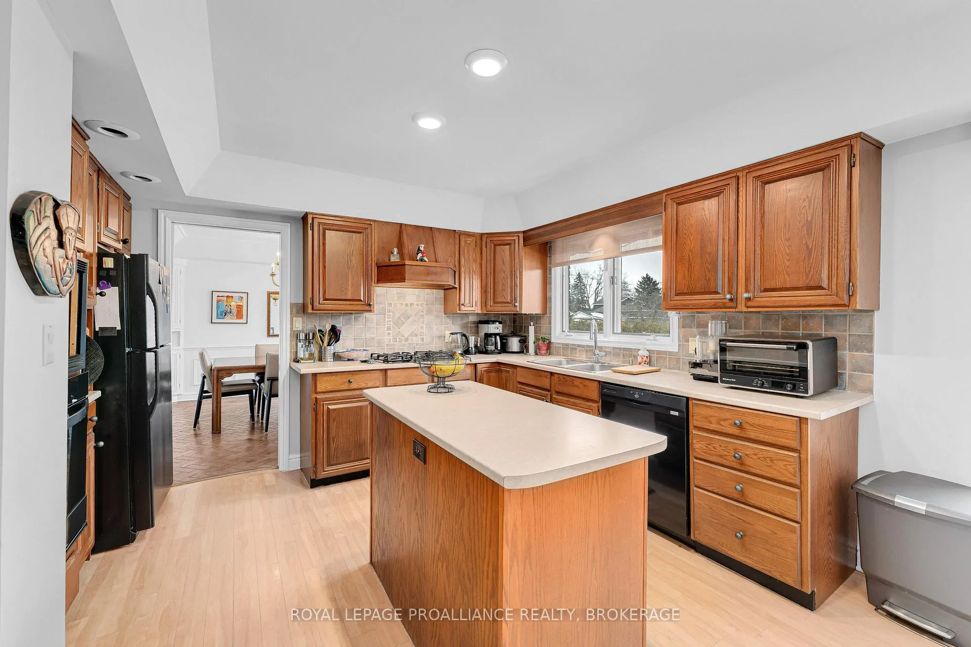 Photo 14 of 907 Brodie Avenue, Kingston, City Southwest — HOMEH