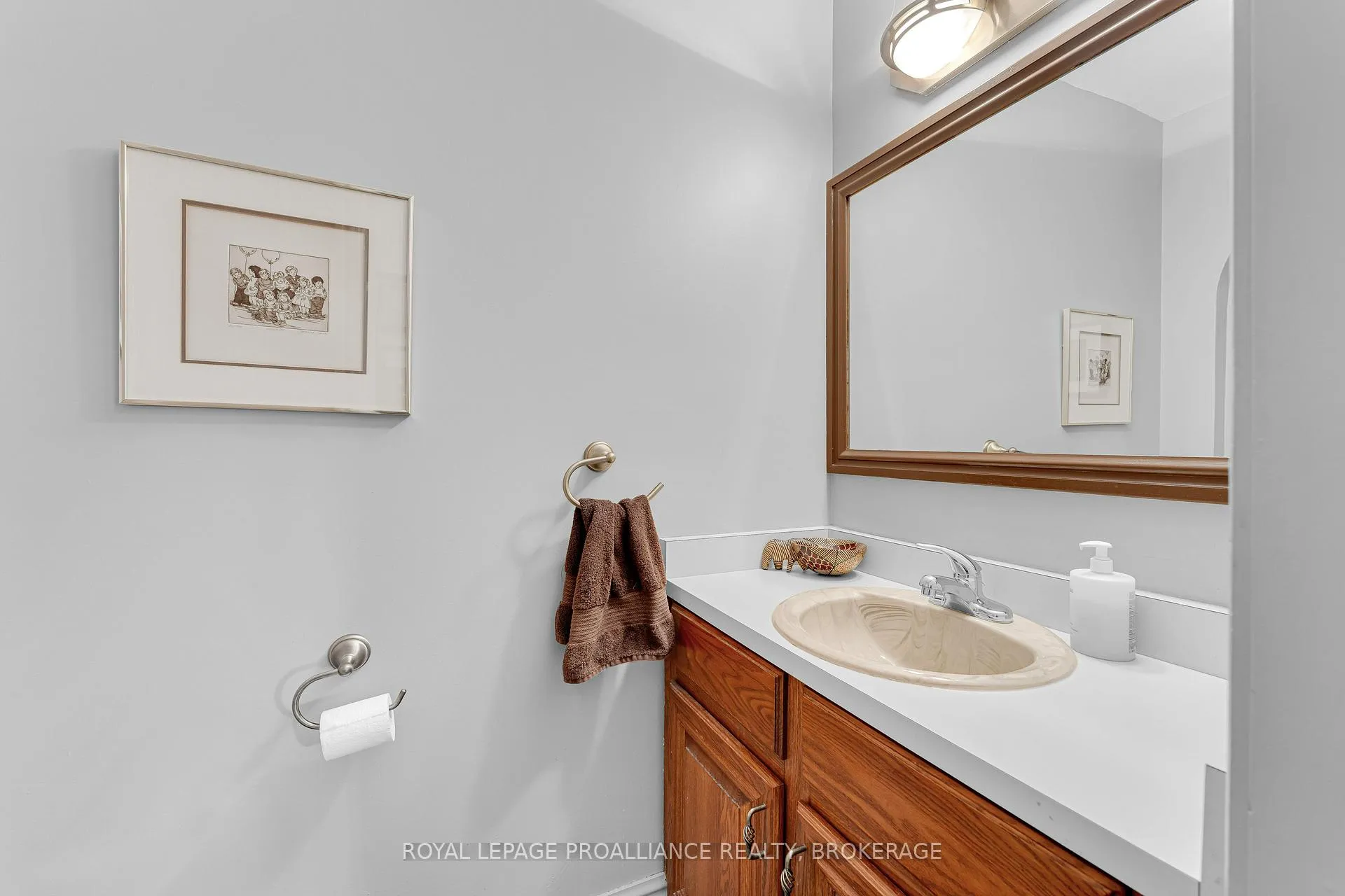 Photo 18 of 907 Brodie Avenue, Kingston, City Southwest — HOMEH