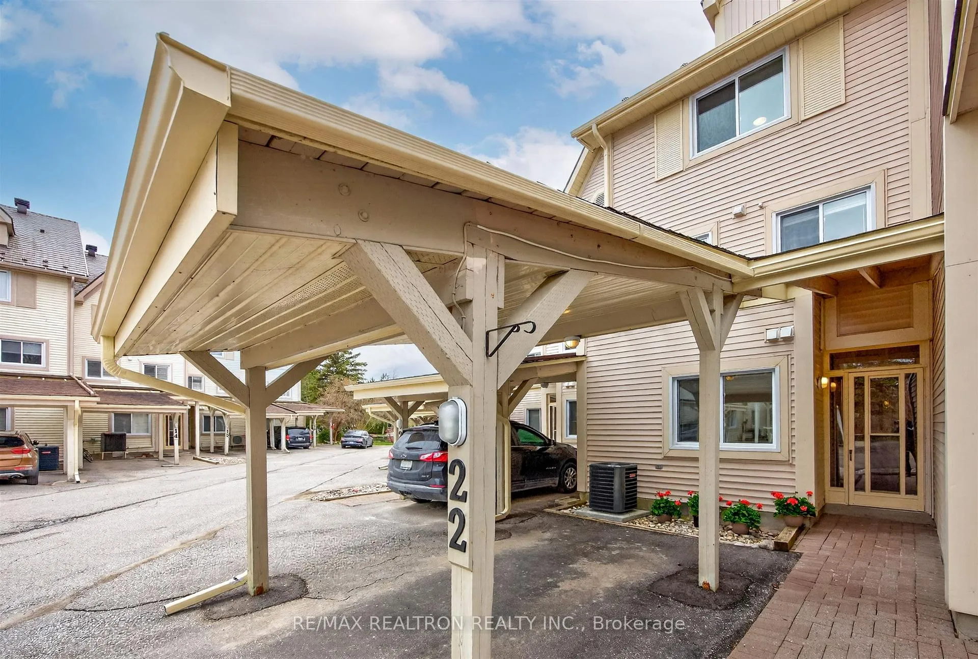 Photo 6 of Unit 22, 100 Laguna Parkway, Ramara, Rural Ramara — HOMEH